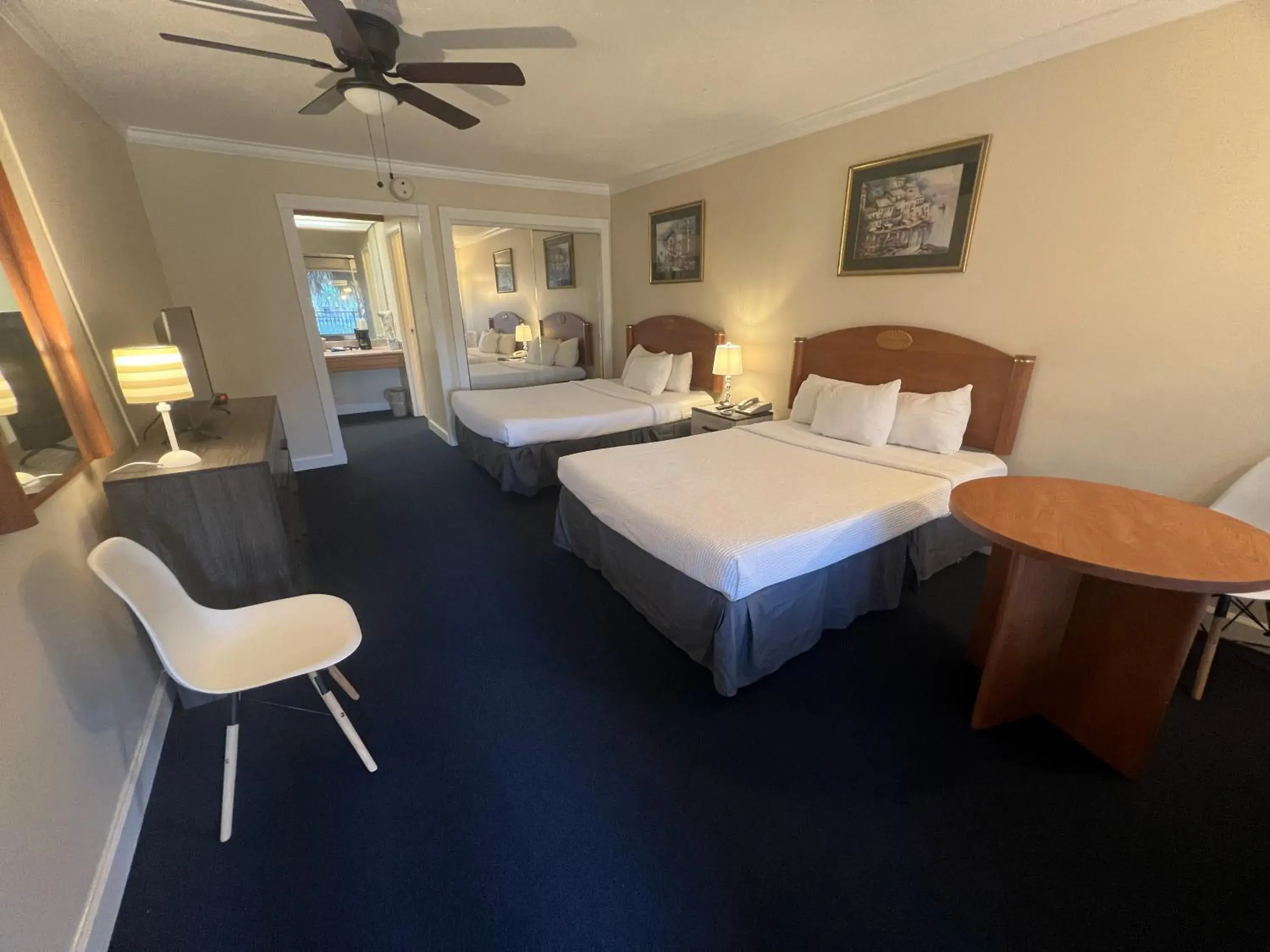 Double Room with Two Double Beds (4 People) in Grand Palms Spa & Golf Resort Double Room with Two Double Beds (4 People) in Grand Palms Spa & Golf Resort