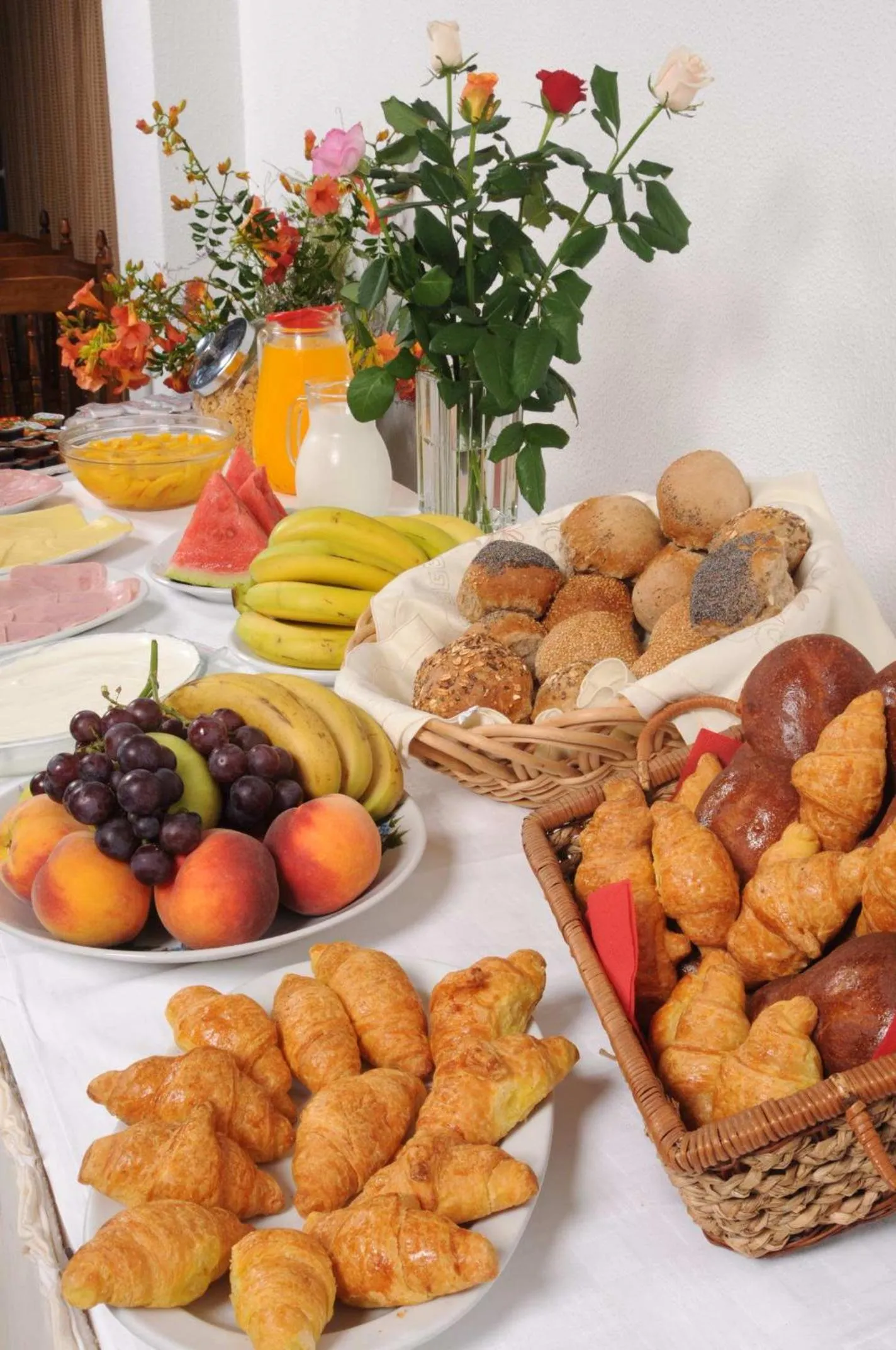 Buffet breakfast in Sunset Hotel