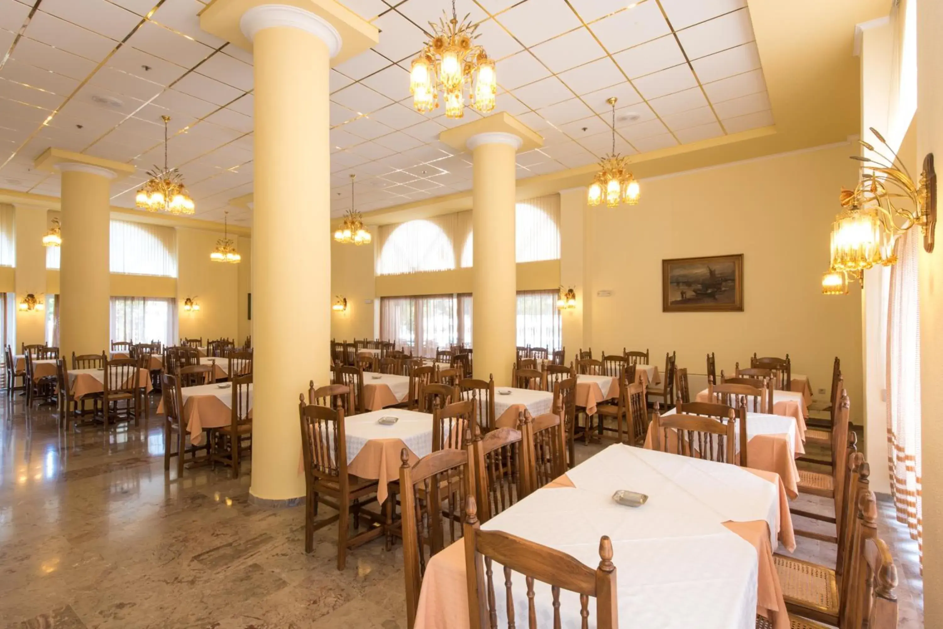 Breakfast in Sunset Hotel Breakfast in Sunset Hotel