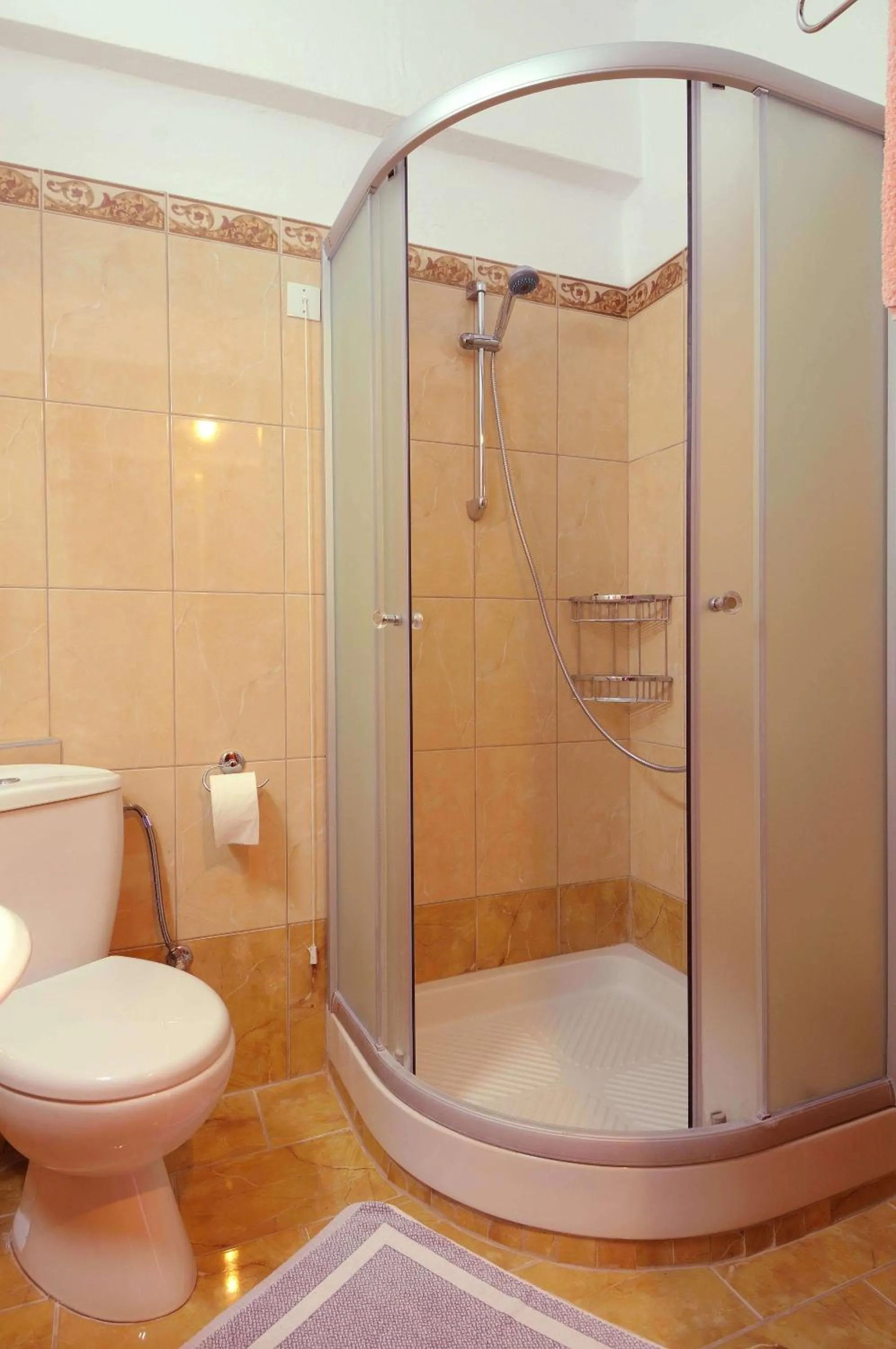 Shower in Sunset Hotel