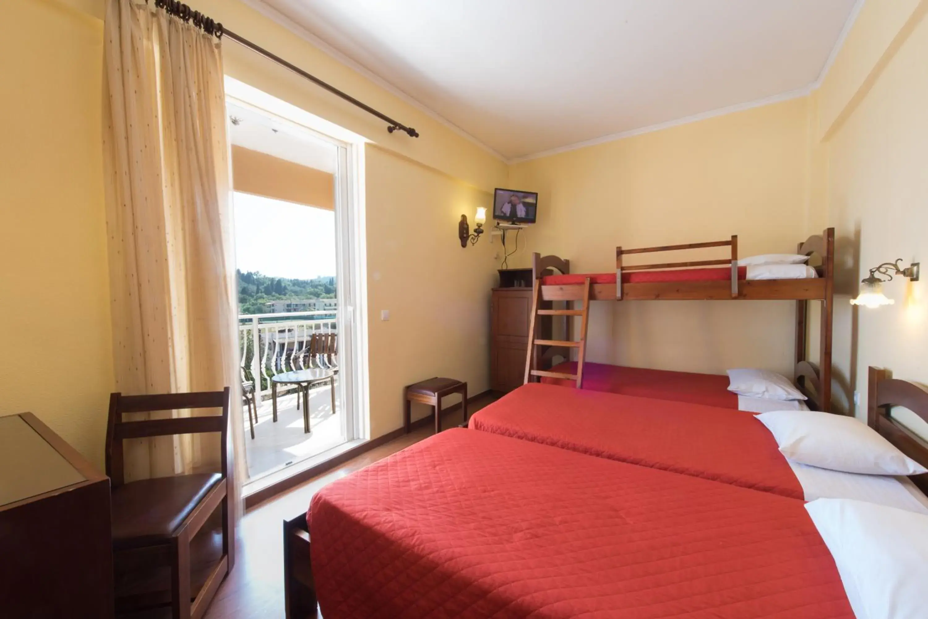 Family Room in Sunset Hotel Family Room in Sunset Hotel