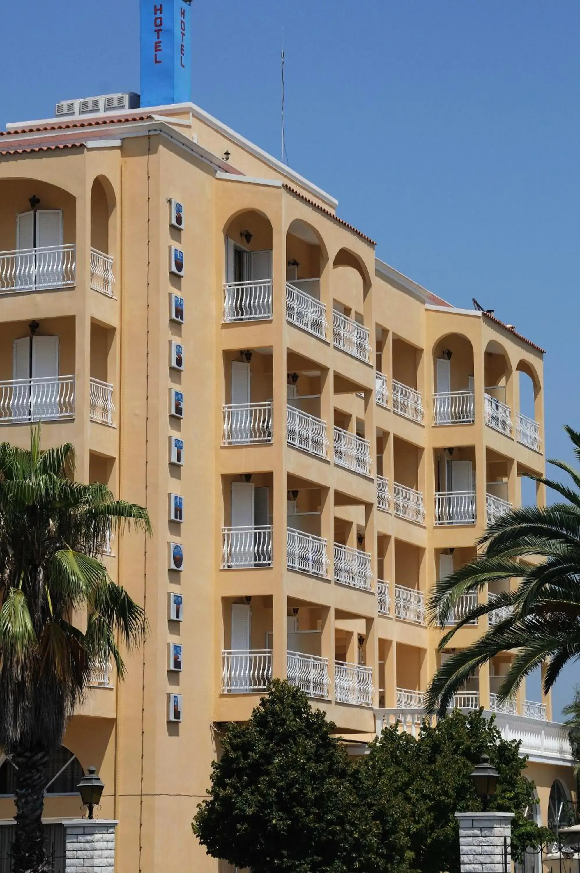 Property building in Sunset Hotel Property building in Sunset Hotel