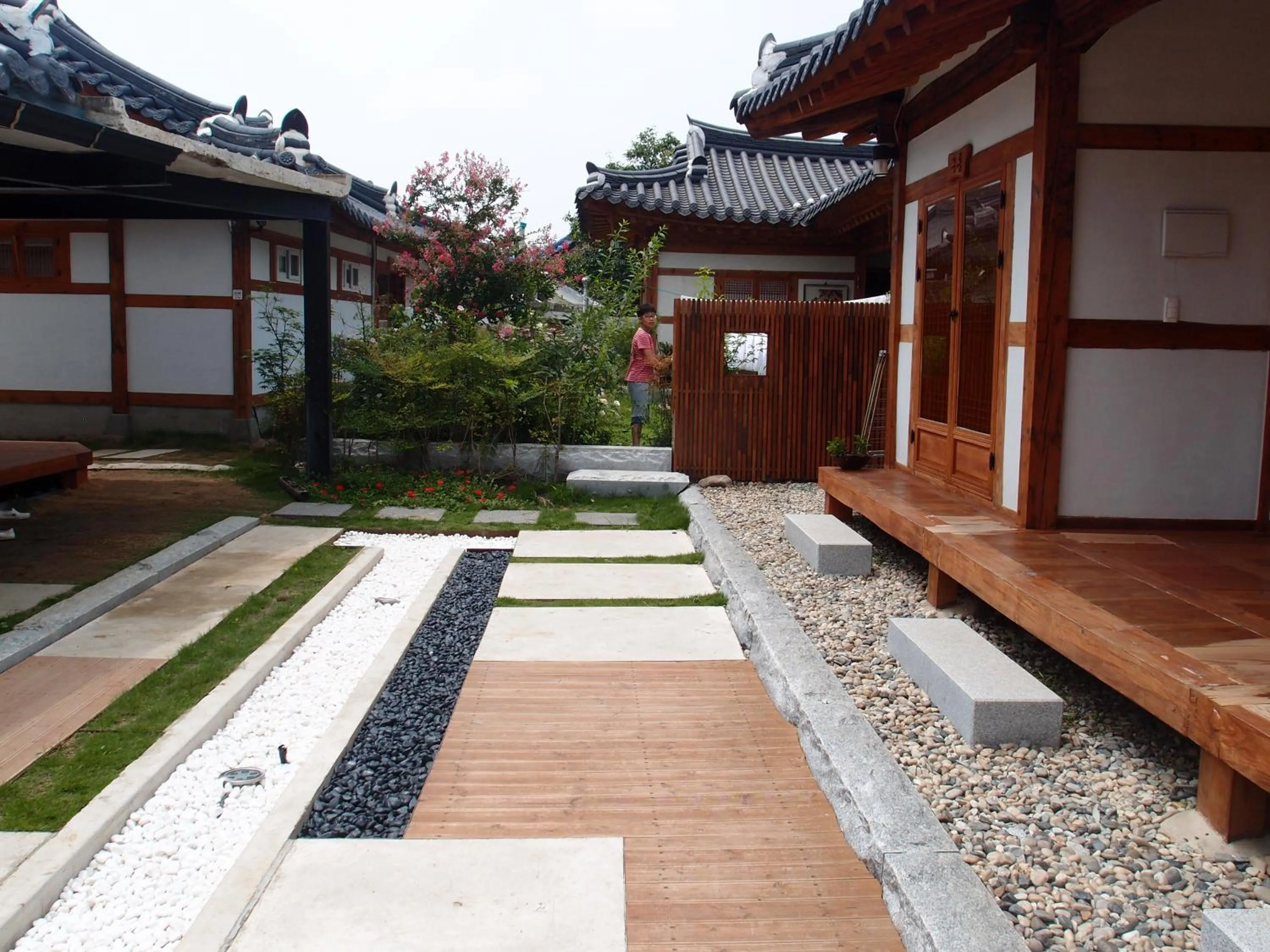 Garden view in Sarangroo