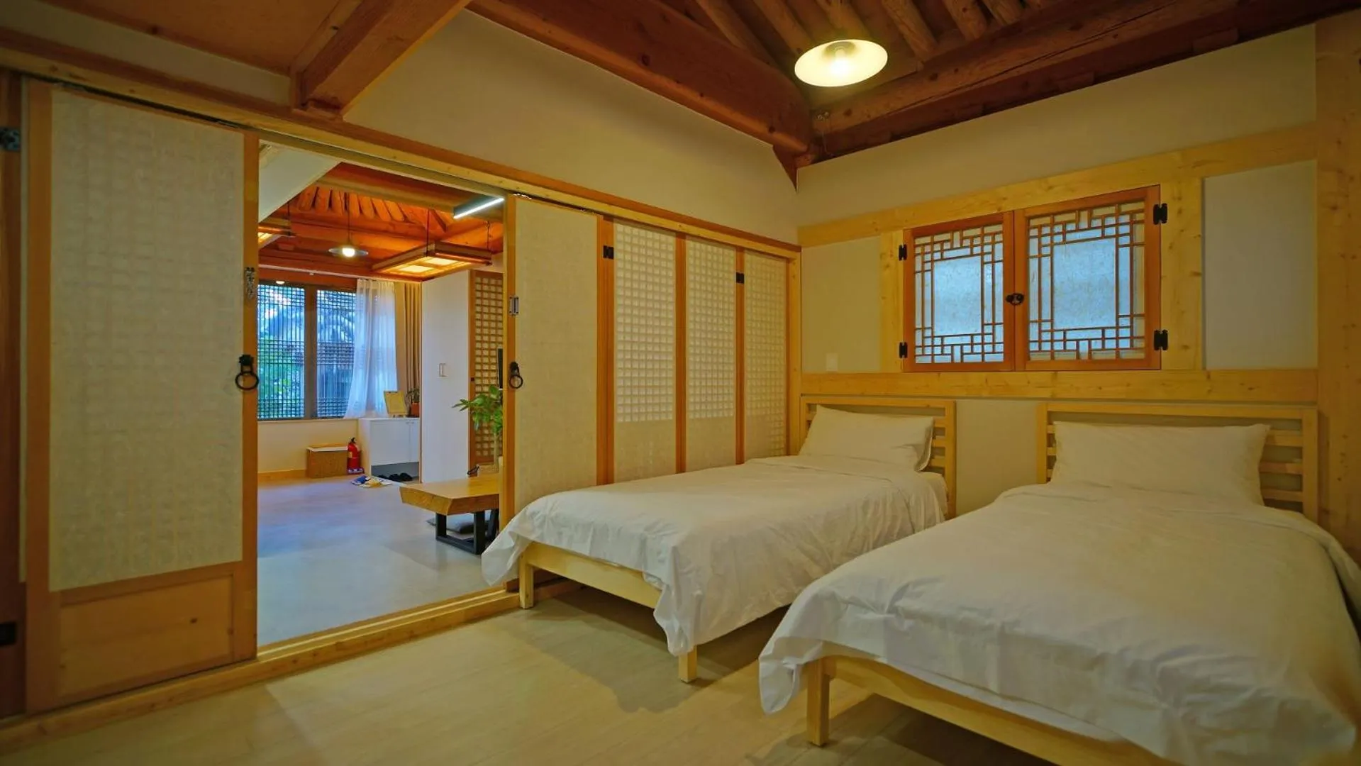 Bed in Sarangroo