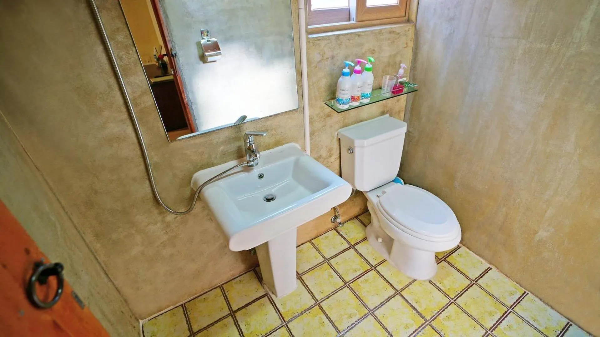 Property building in Sarangroo