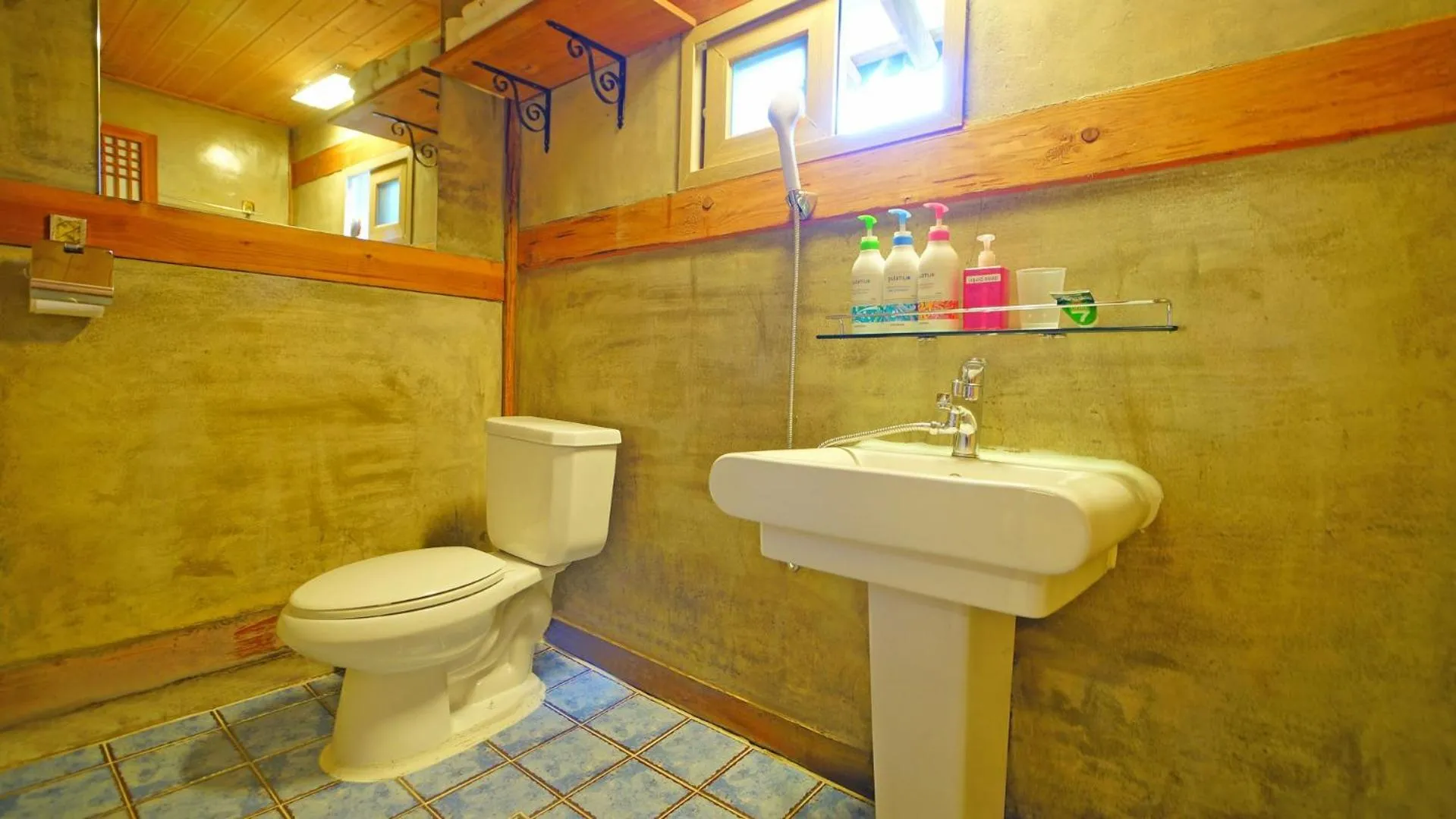 Property building in Sarangroo