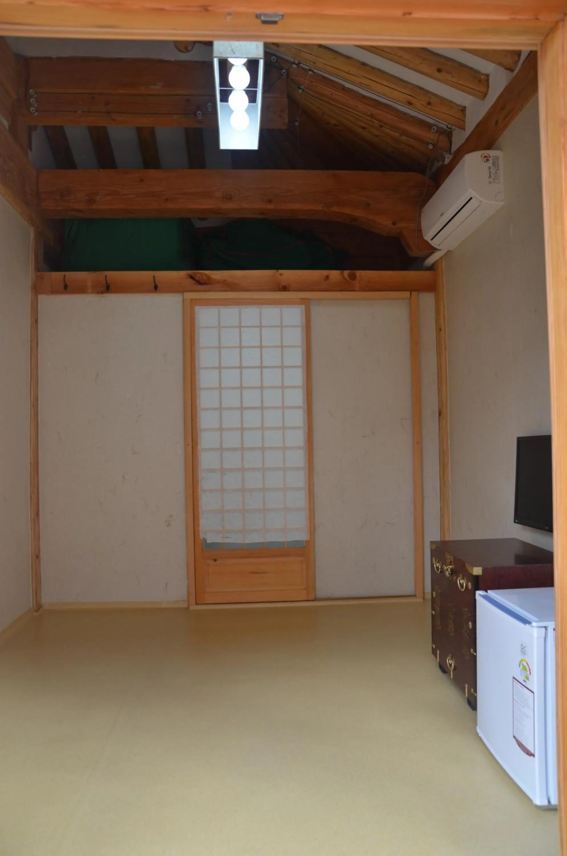 air conditioner in Sarangroo