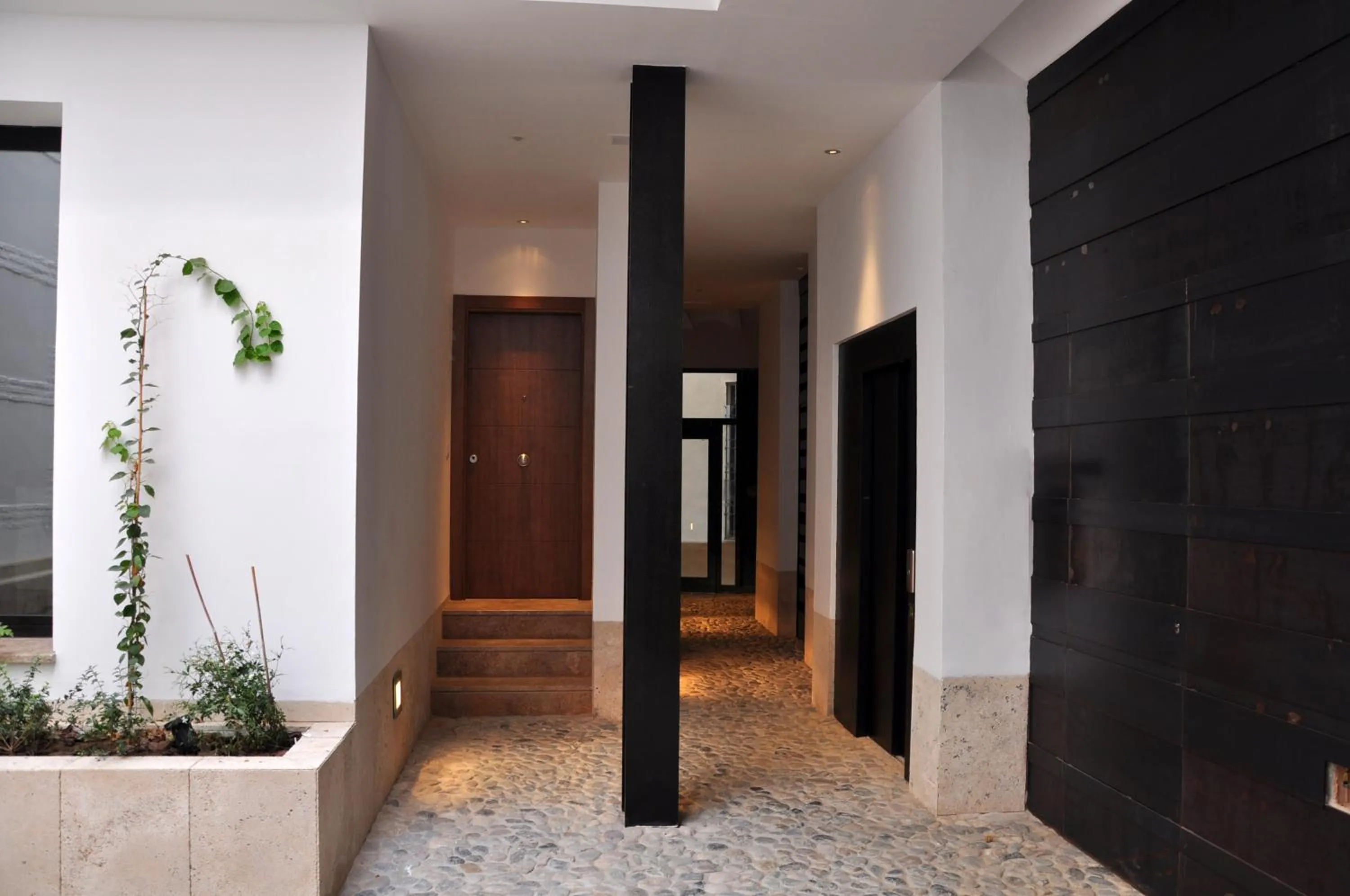 Facade/entrance in Apartamentos Coronado