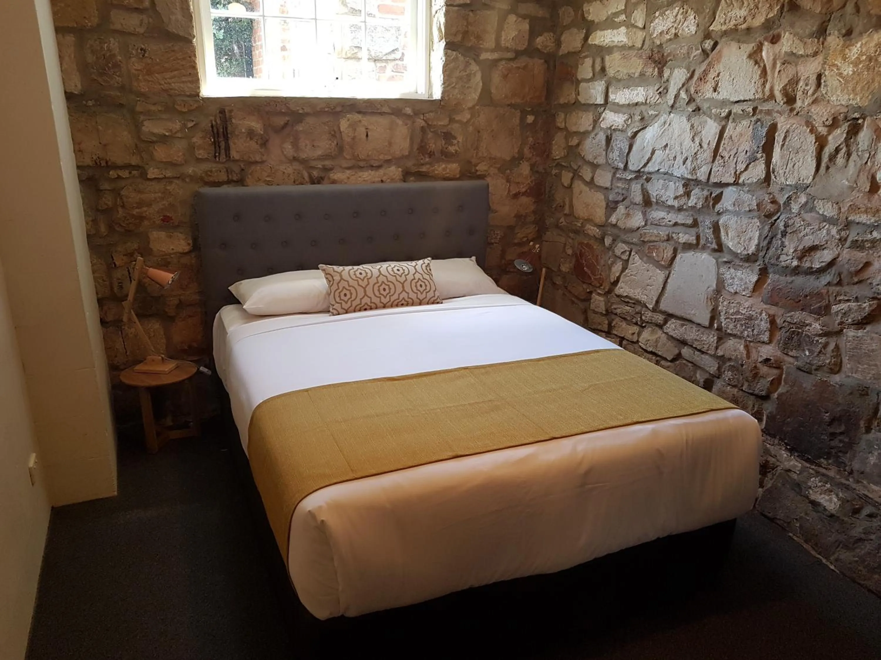 Bed in The Richmond Arms Hotel