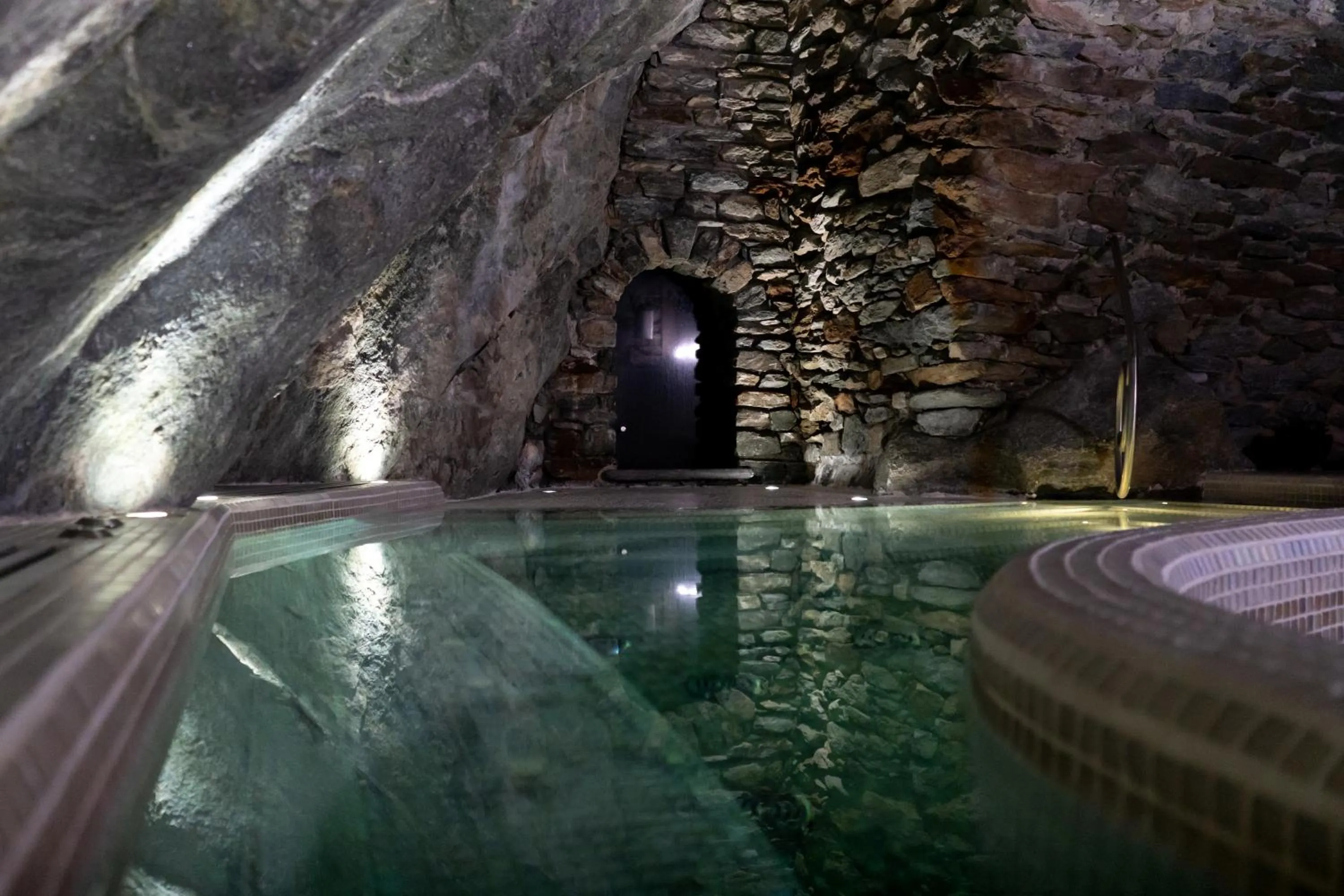 Pool view in Hotel Ad Gallias