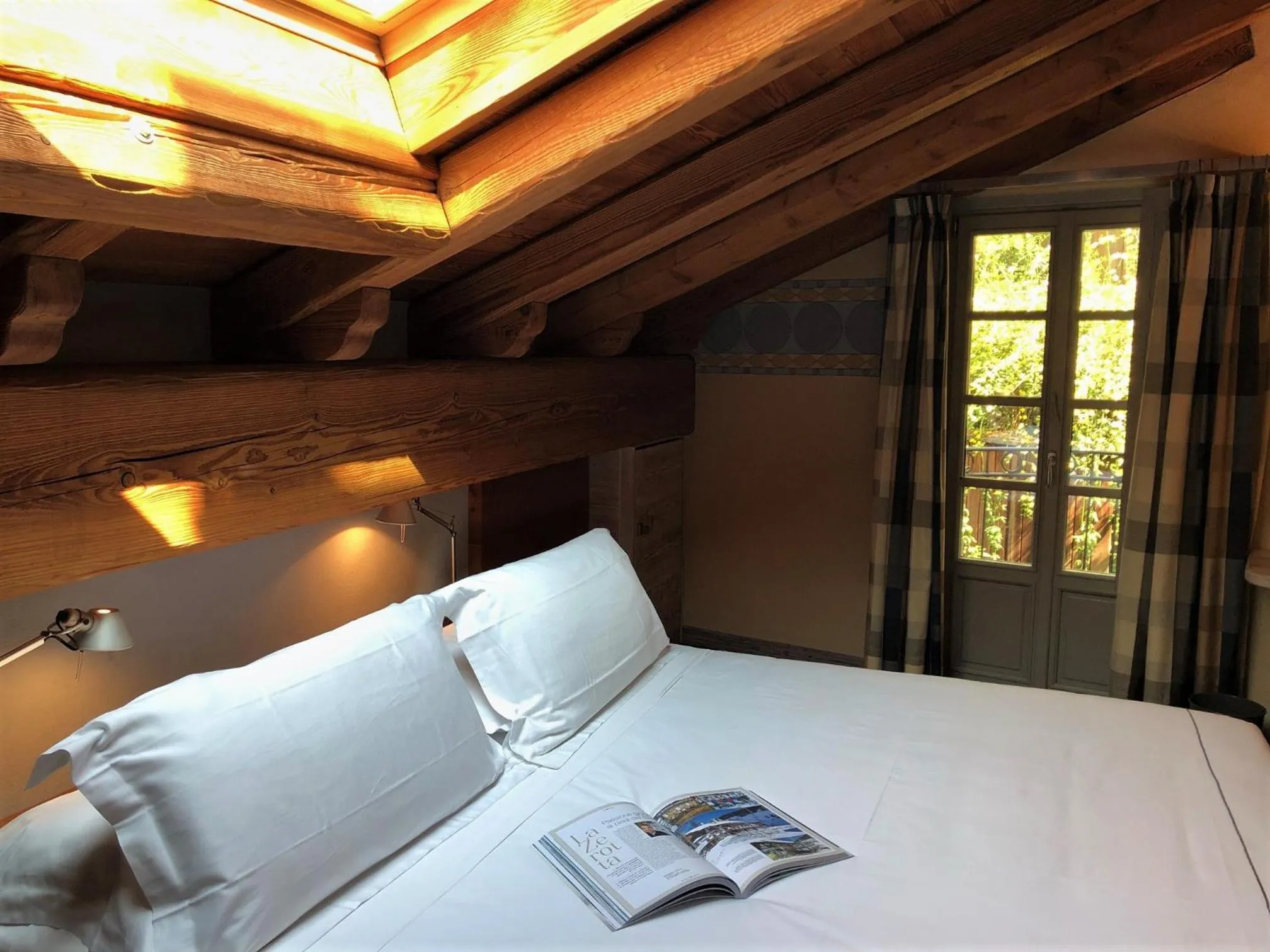 Bed in Hotel Ad Gallias