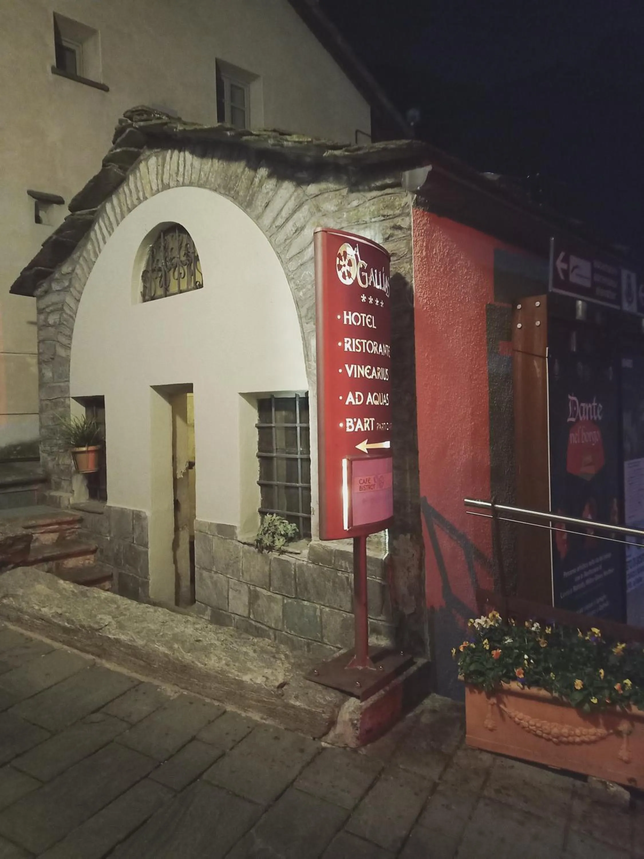 Nearby landmark in Hotel Ad Gallias