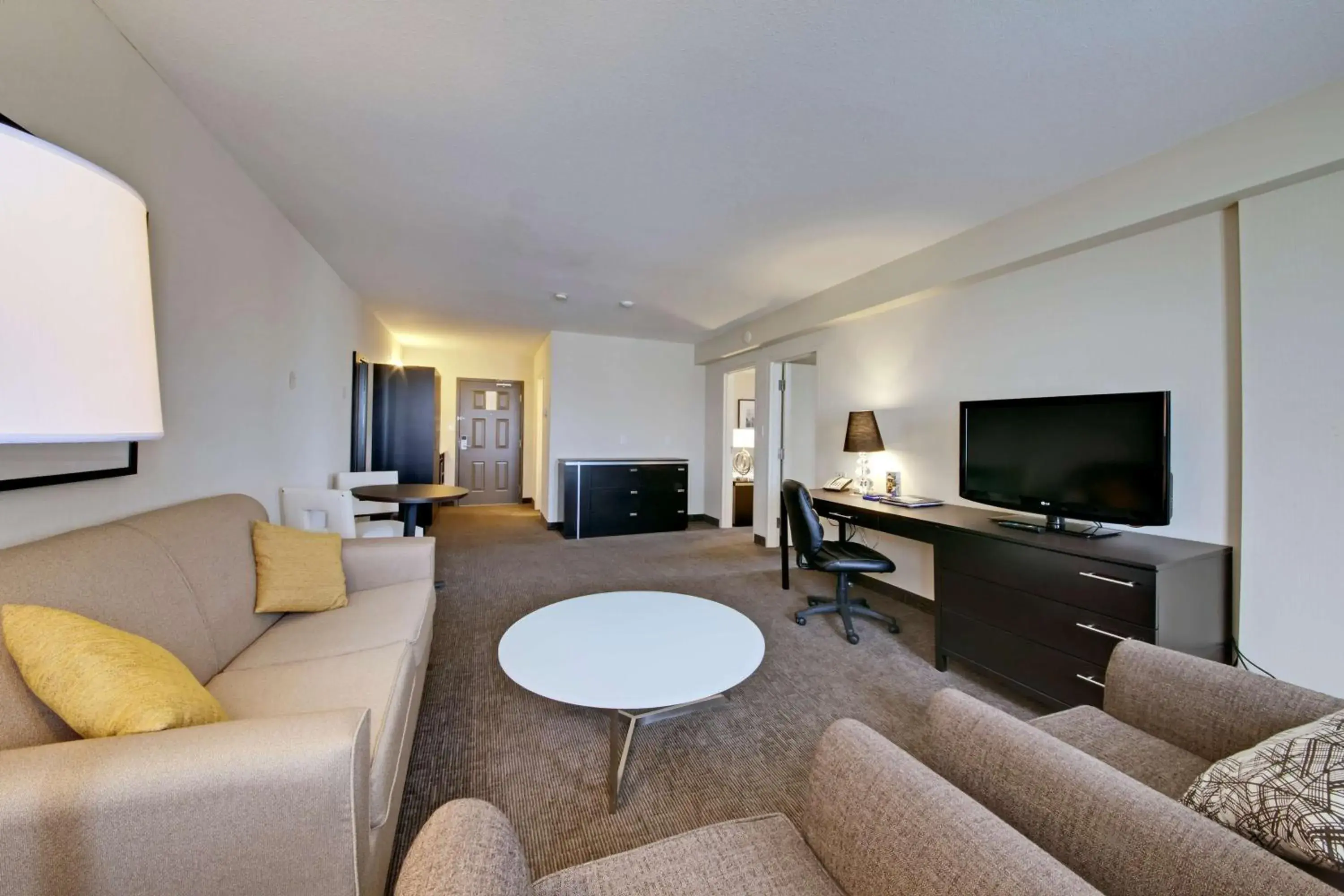 Photo of the whole room in Coast Kamloops Hotel & Conference Centre Photo of the whole room in Coast Kamloops Hotel & Conference Centre