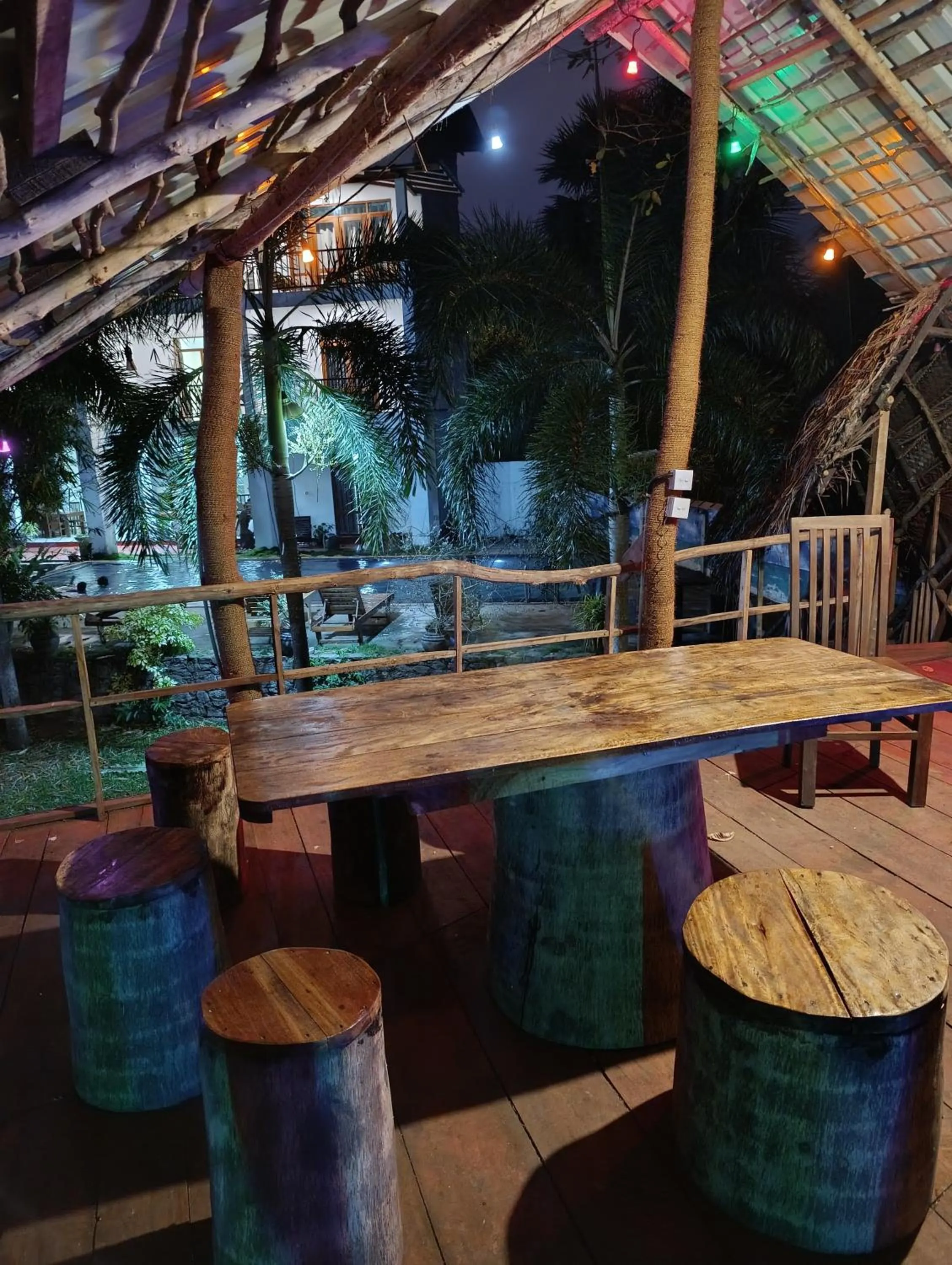 Restaurant/places to eat in Amelia Resort