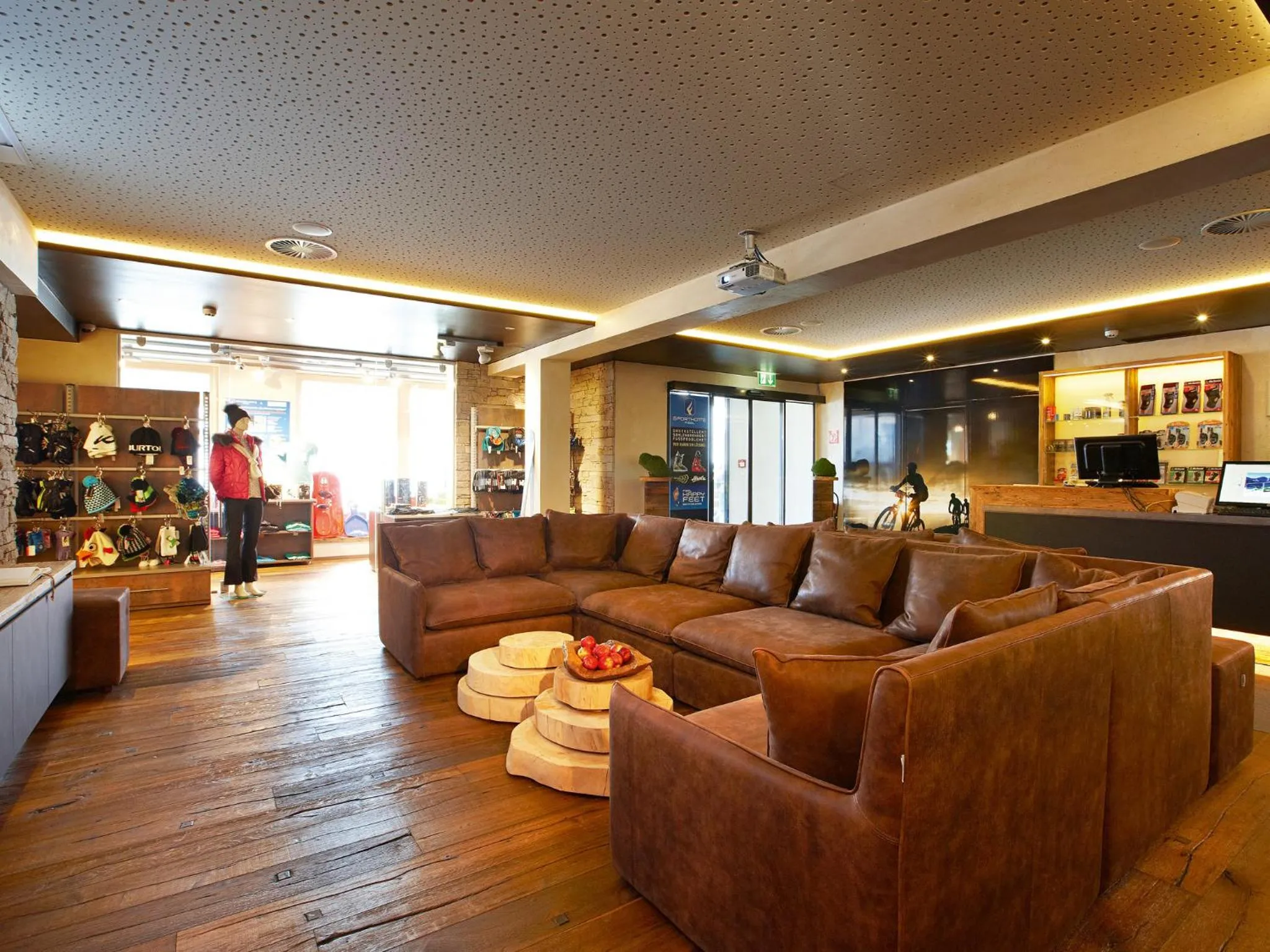 On-site shops in Alpengasthof Grüner, Ski In & Ski Out