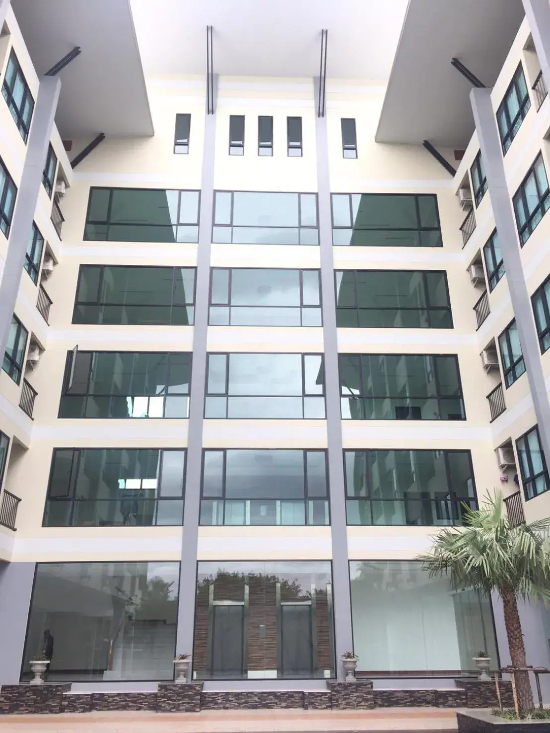 Property building in Orchid Riverview Hotel Property building in Orchid Riverview Hotel