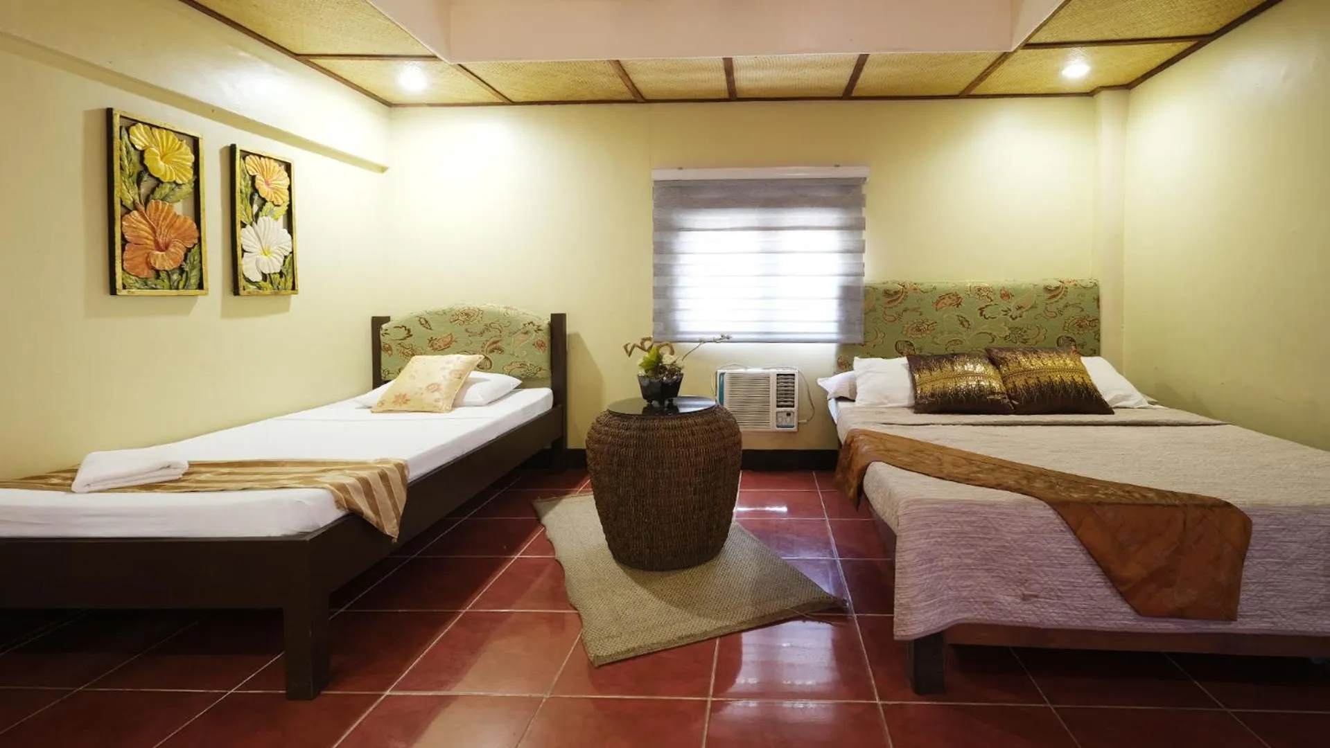 Photo of the whole room in Balai Carmela