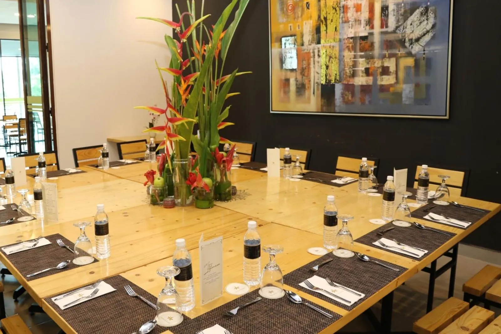 Restaurant/places to eat in Hotel Seri Malaysia Seremban