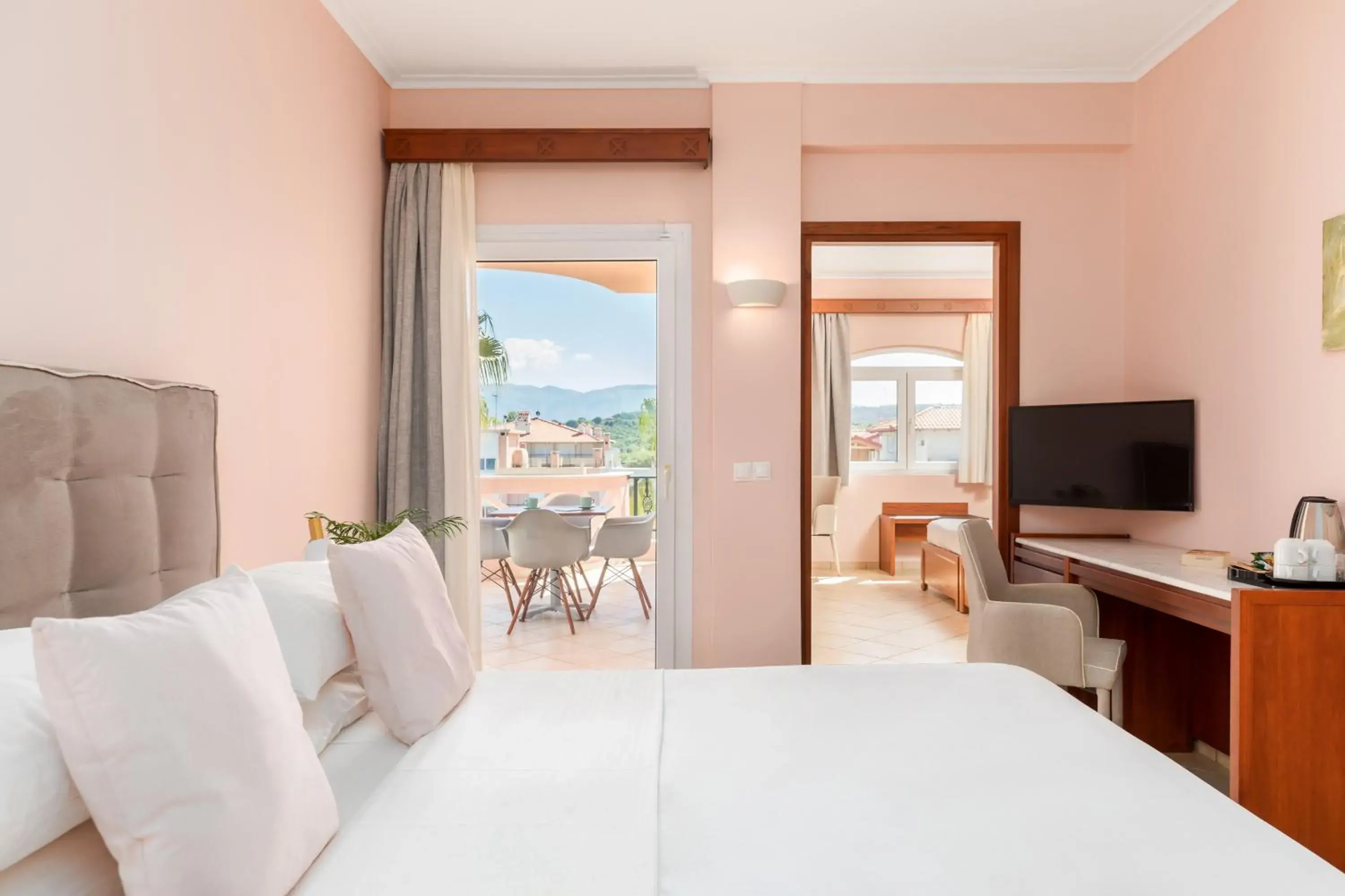 Two-Bedroom Apartment in Eliza Hotel by Panel Hospitality Two-Bedroom Apartment in Eliza Hotel by Panel Hospitality