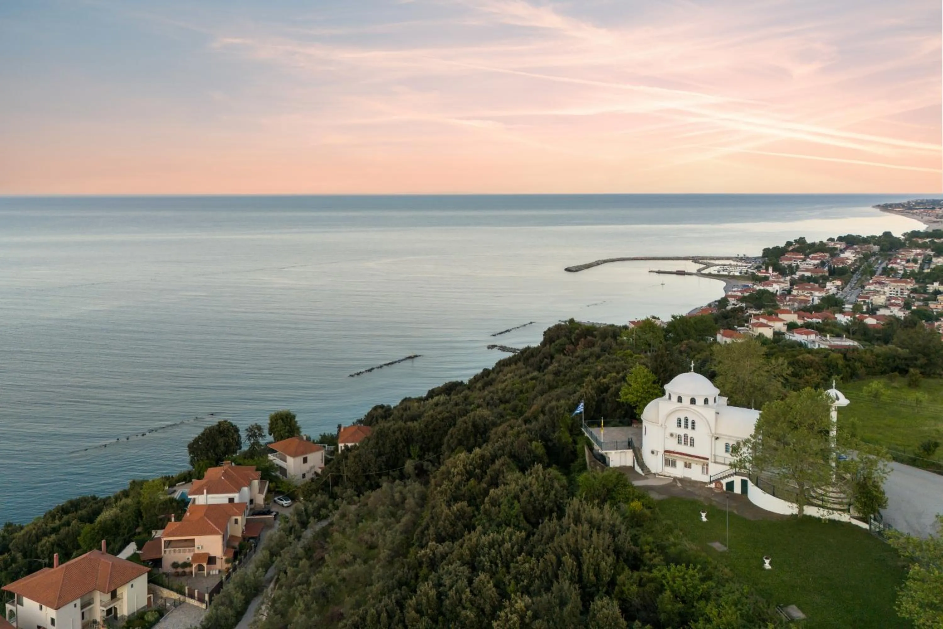 Nearby landmark in Eliza Hotel by Panel Hospitality