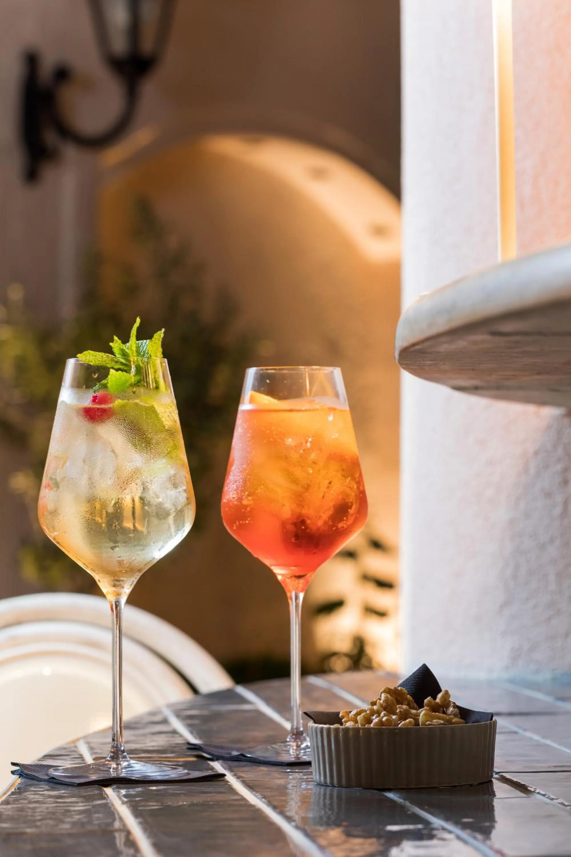 Lounge or bar in Eliza Hotel by Panel Hospitality