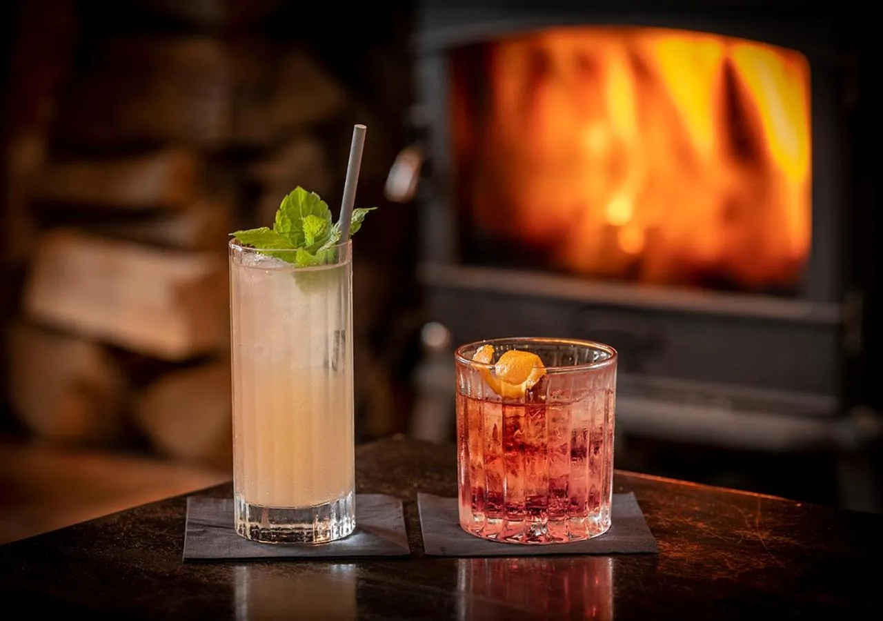 Drinks in The Mill Hotel Sudbury