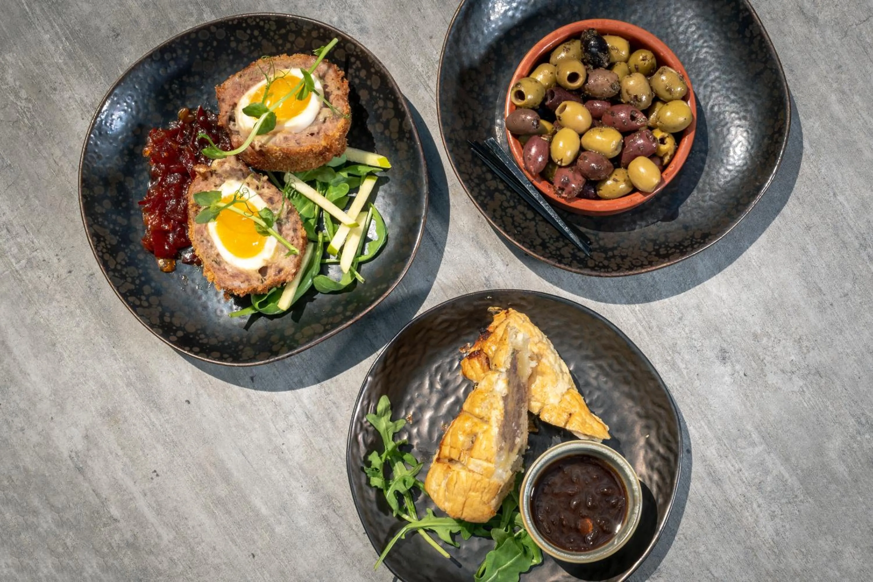 Food and drinks in The Mill Hotel Sudbury