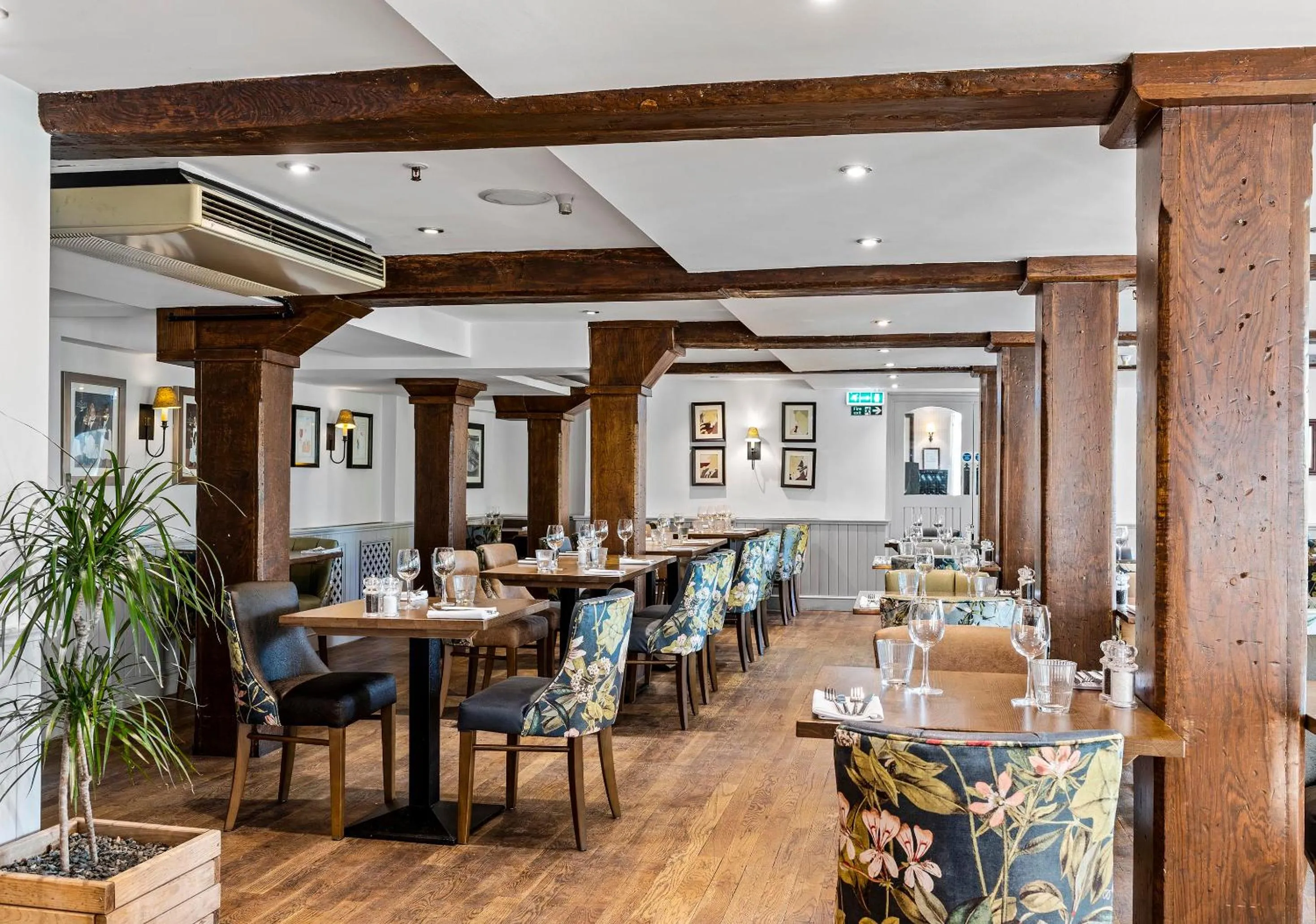 Restaurant/places to eat in The Mill Hotel Sudbury