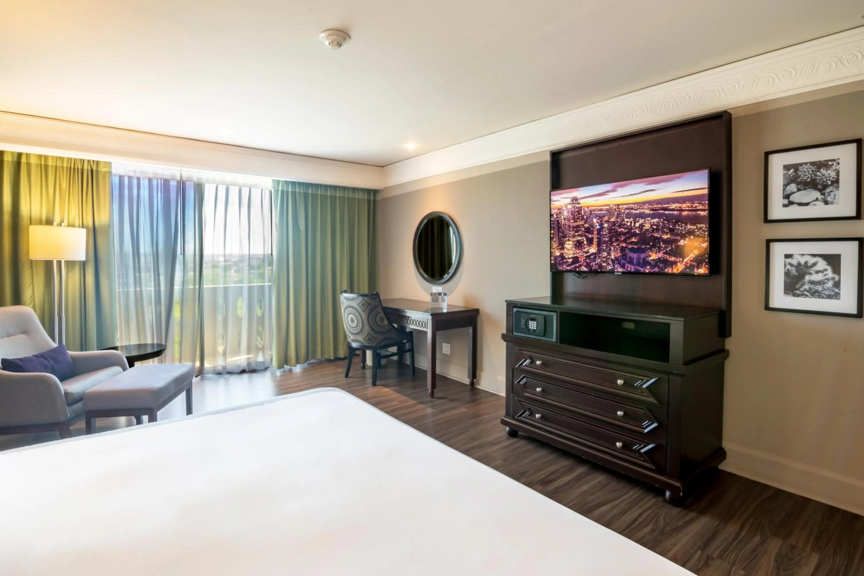 Bed in Hotel Lucerna Culiacan