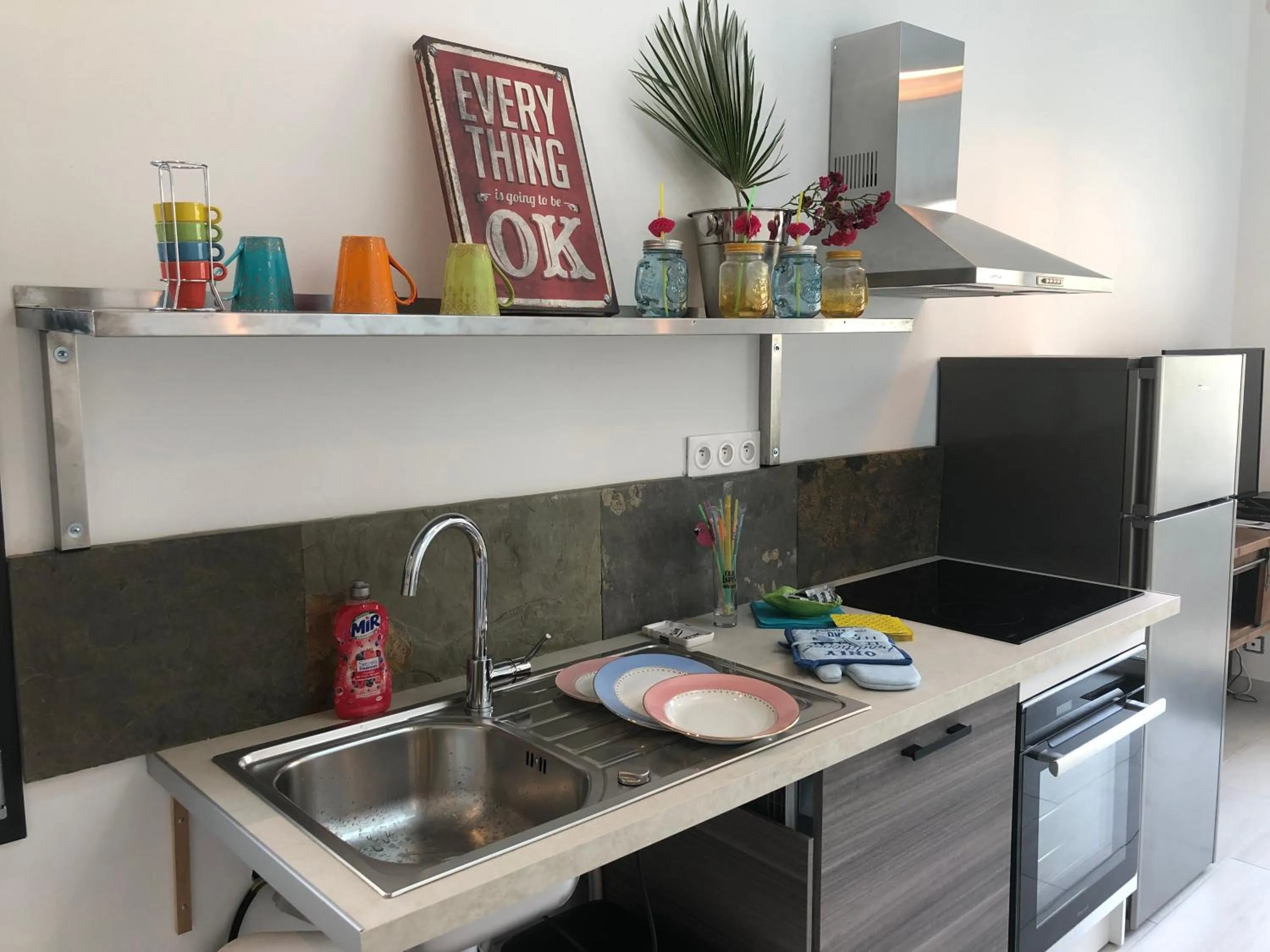 Kitchen or kitchenette in Le Clos du Square - climatisé