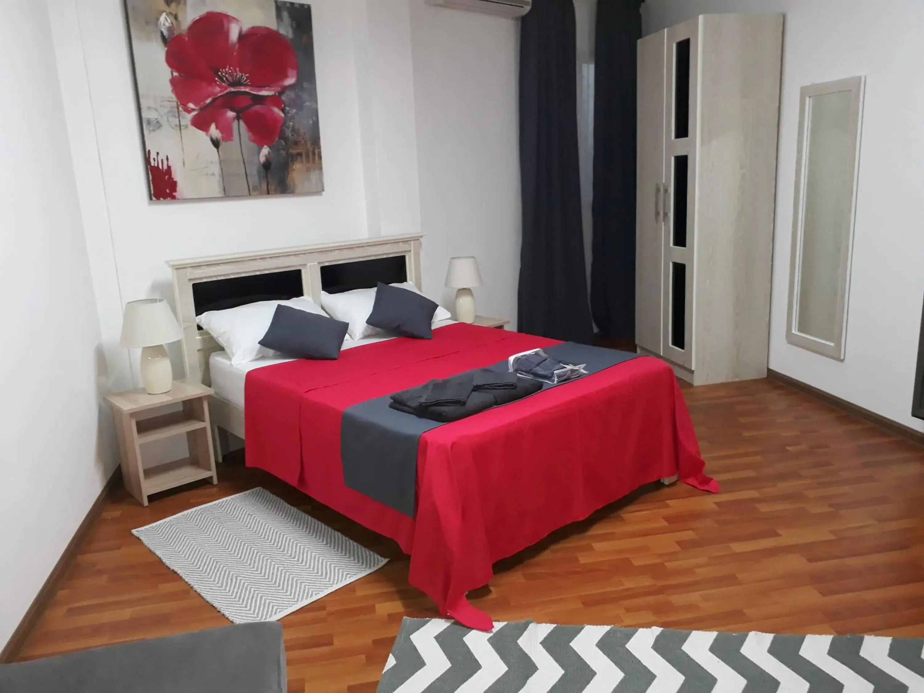 Double Room with Private Bathroom in Hello Guest House Double Room with Private Bathroom in Hello Guest House
