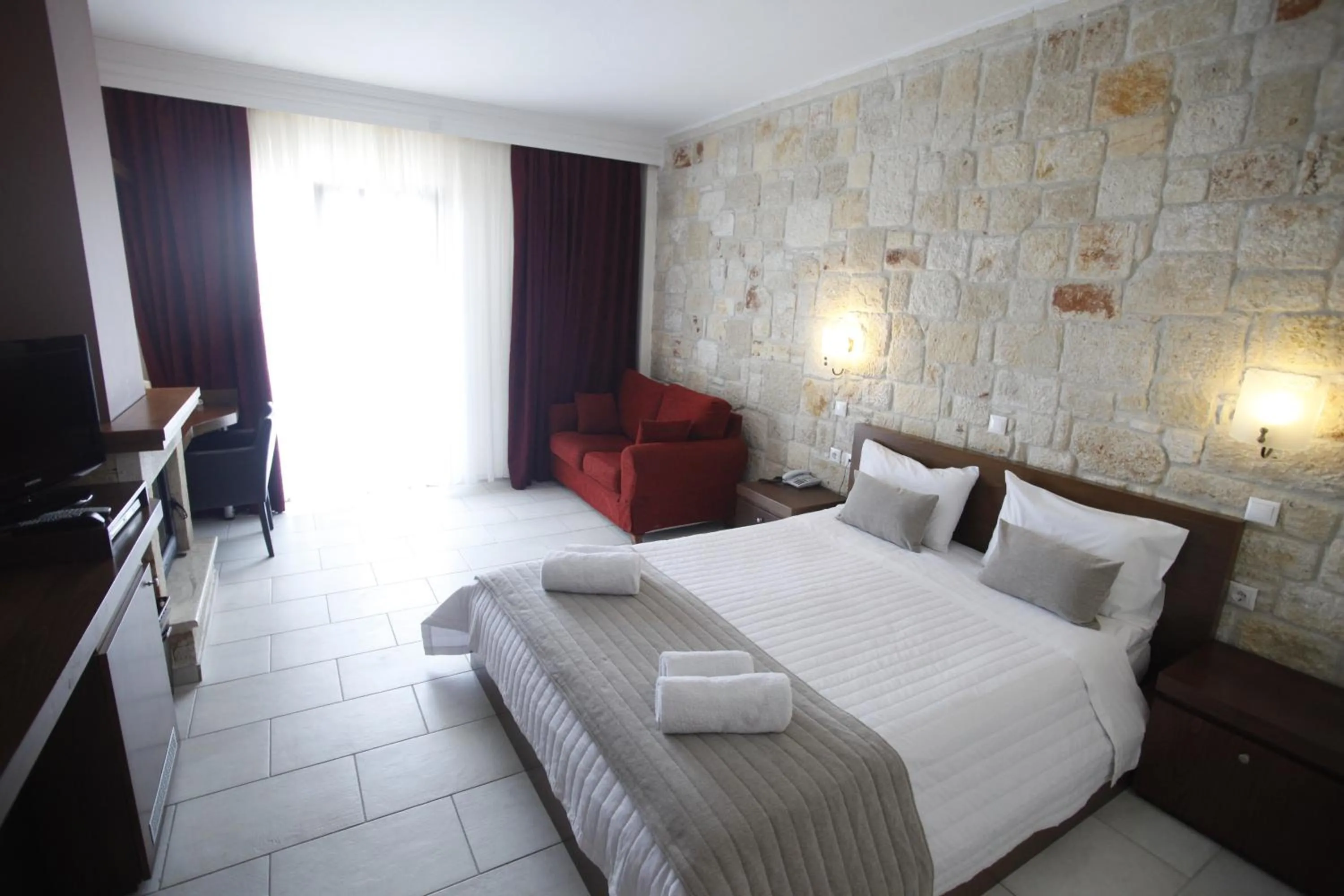 Nostos Hotel