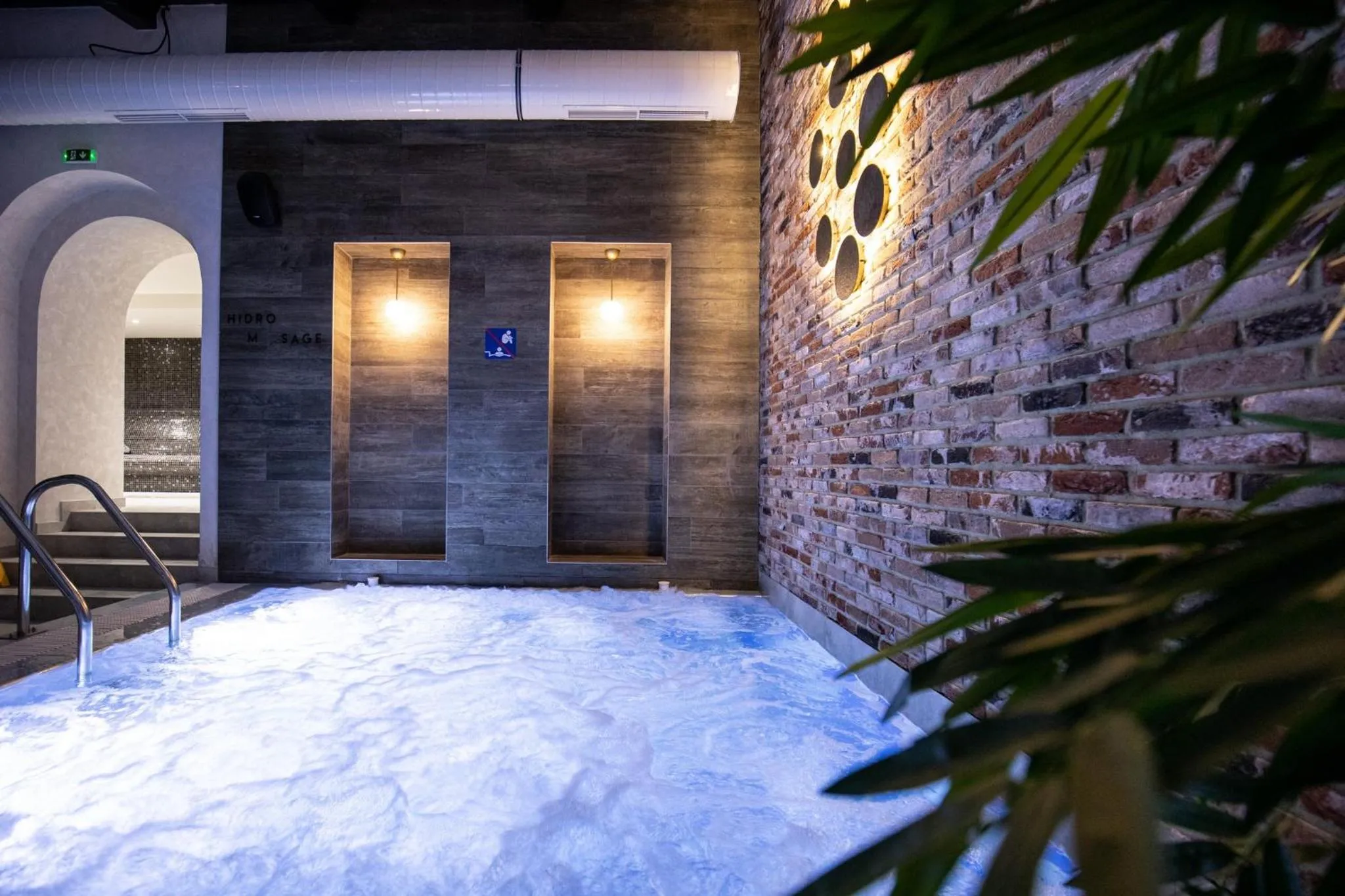 Hot Tub in Hotel Putnik Kopaonik