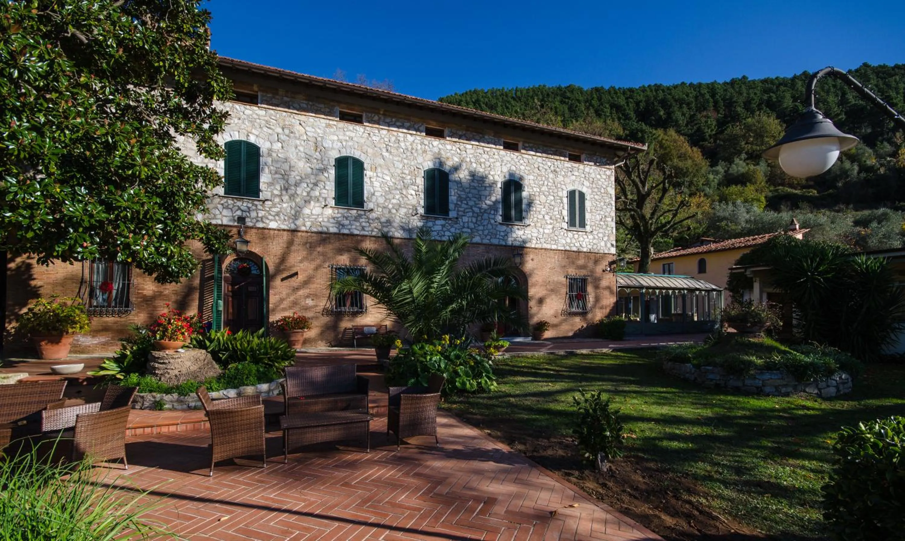 Facade/entrance in Borgo degli Aranci