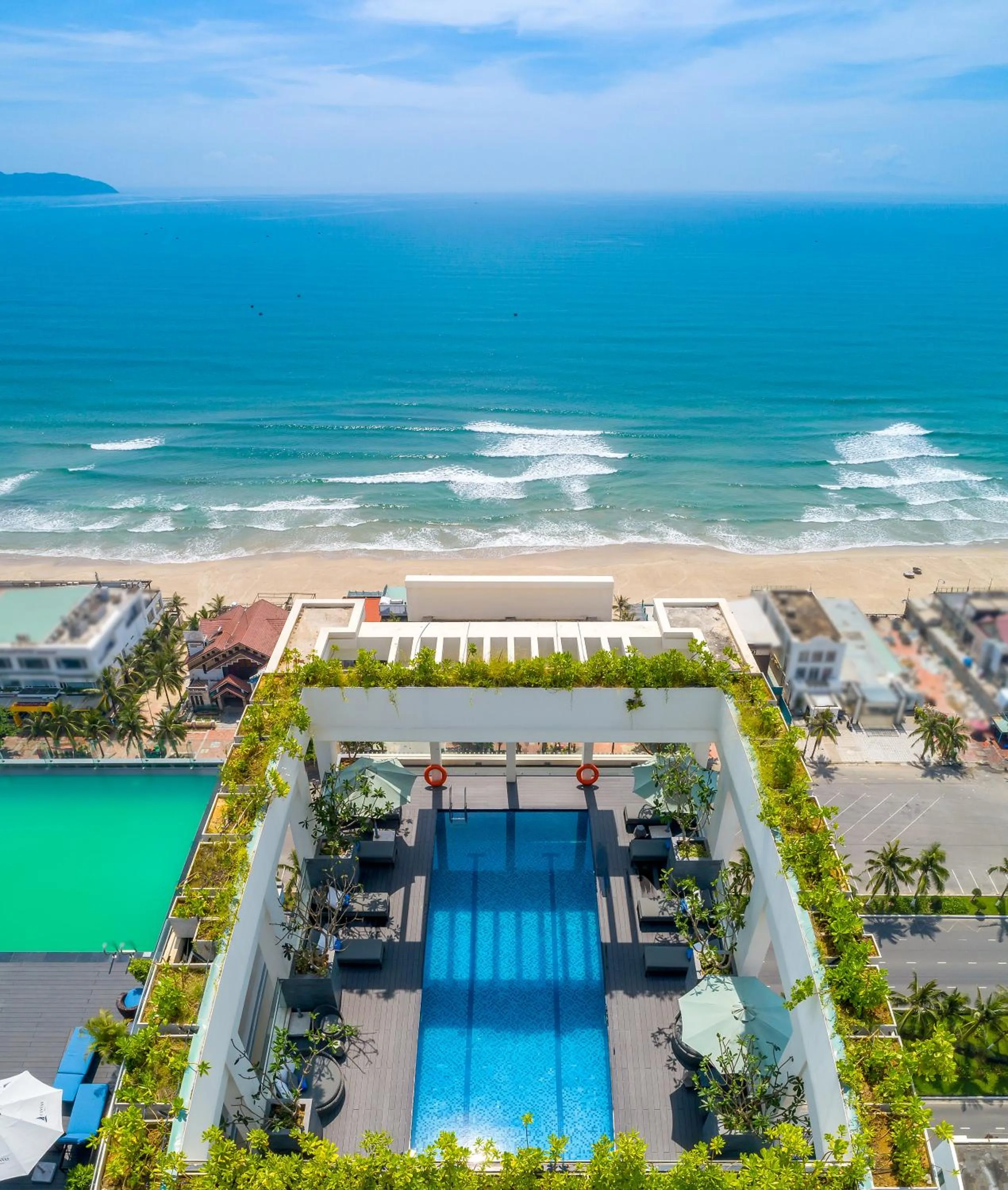 Beach in Paris Deli Danang Beach Hotel