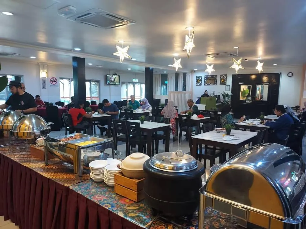 Restaurant/places to eat in Hotel Seri Malaysia Pulau Pinang