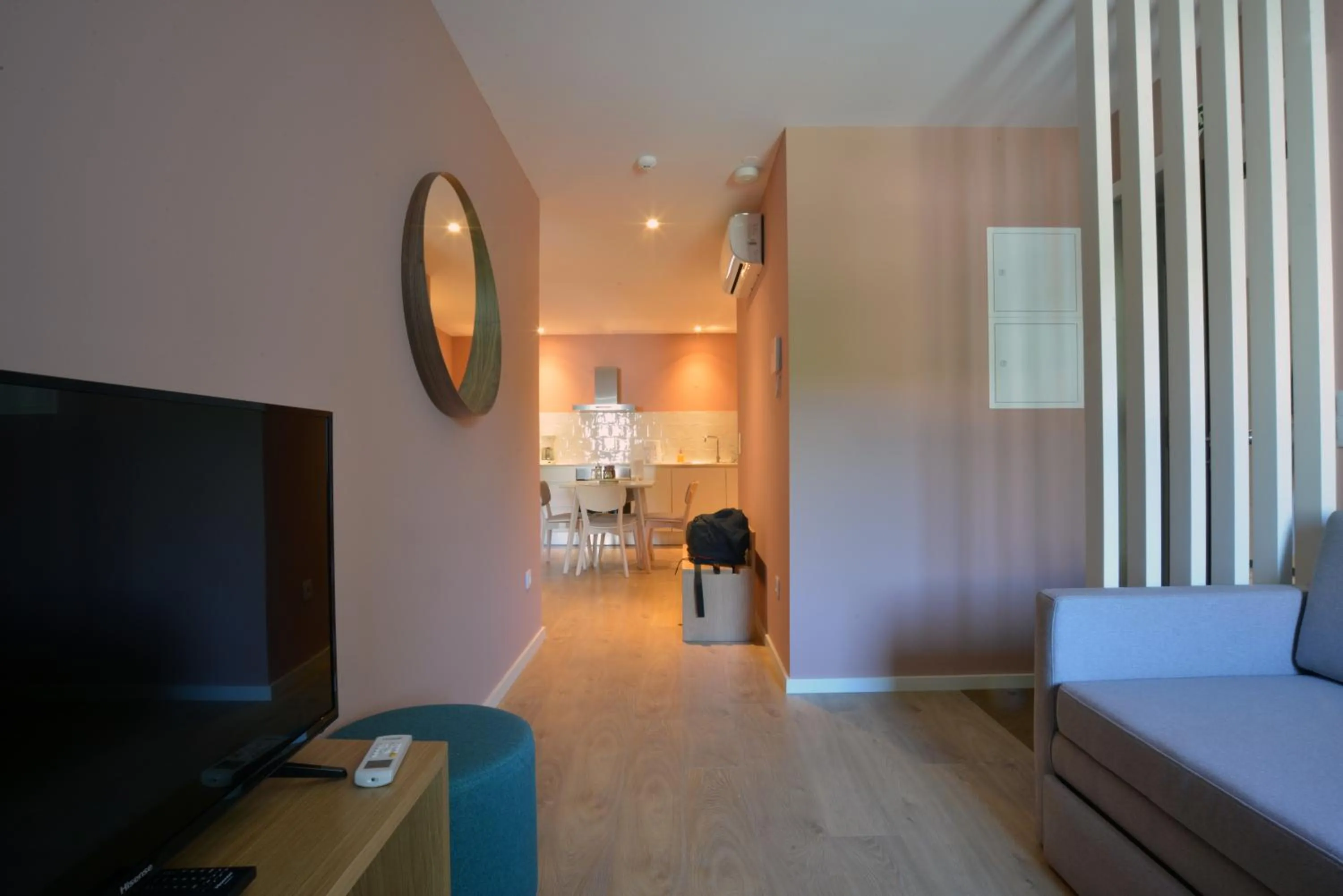 Kitchen or kitchenette in Spot Family Apartments