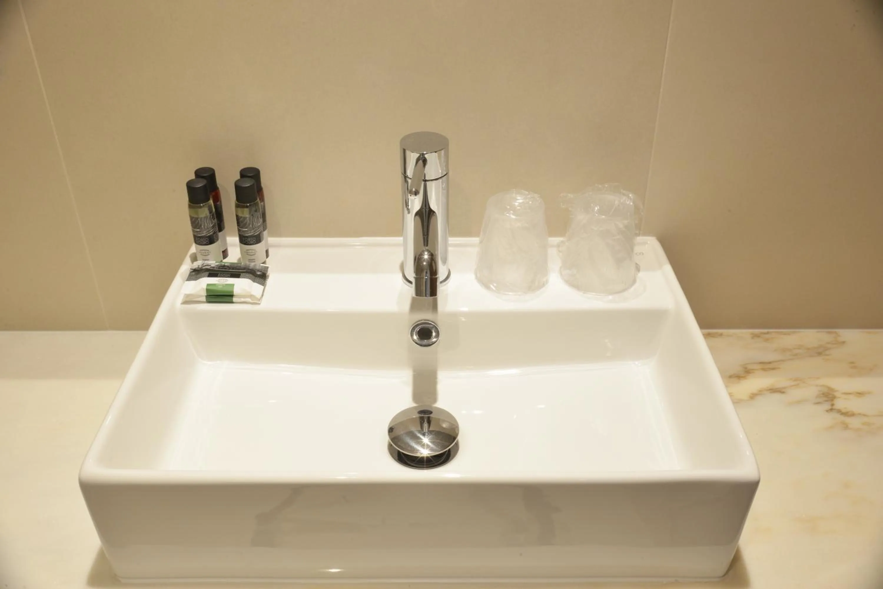 Bathroom in Spot Family Apartments