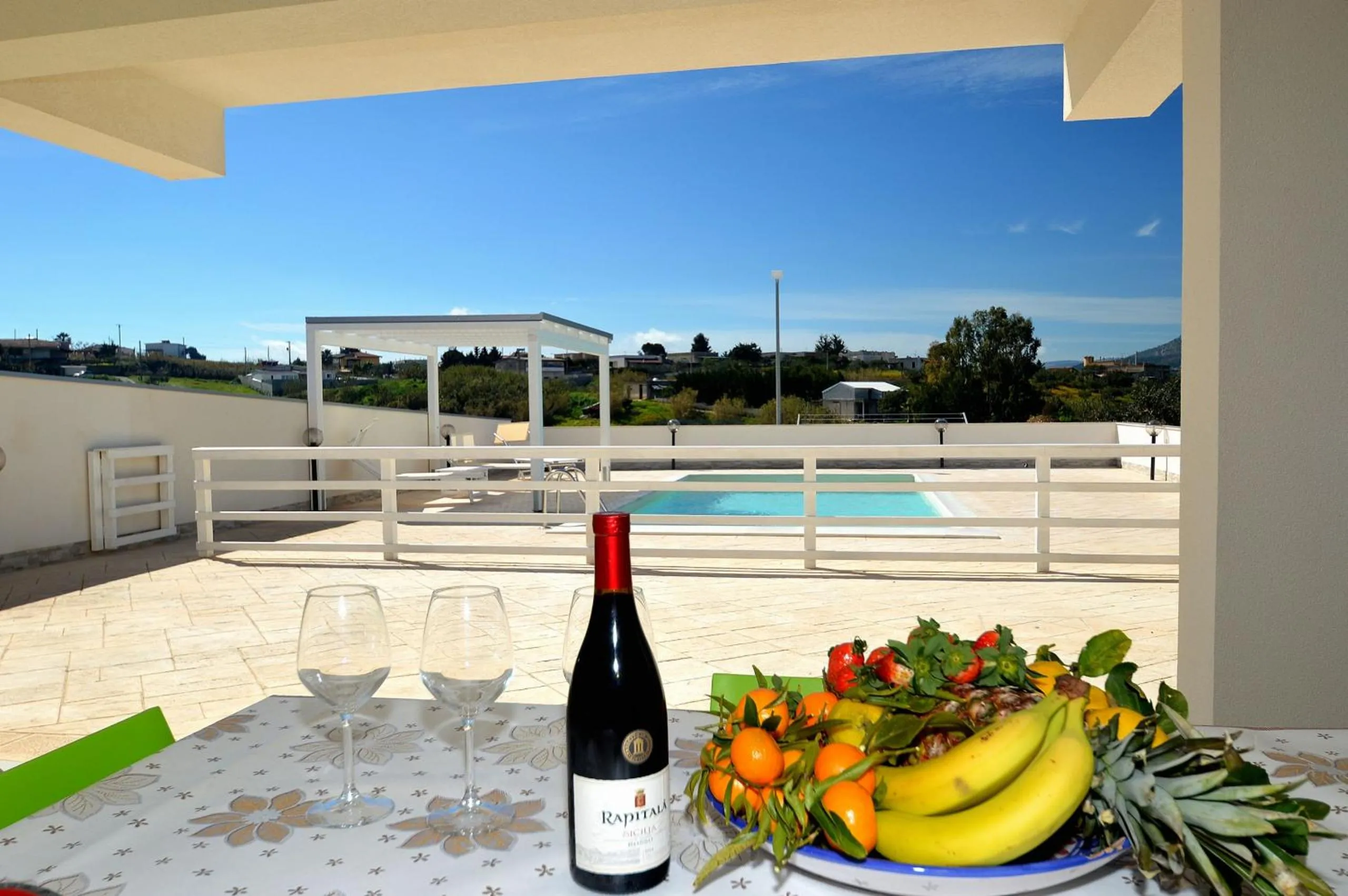 Swimming pool in Villa Bianca e Villa Arancio