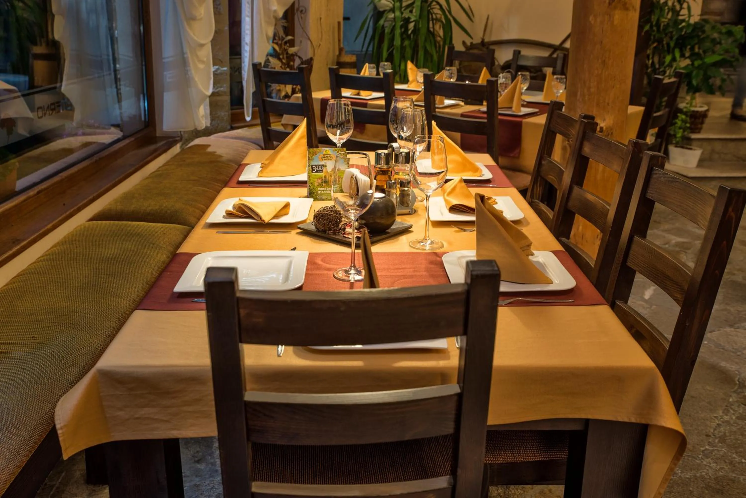 Restaurant/places to eat in Family Hotel Eterno