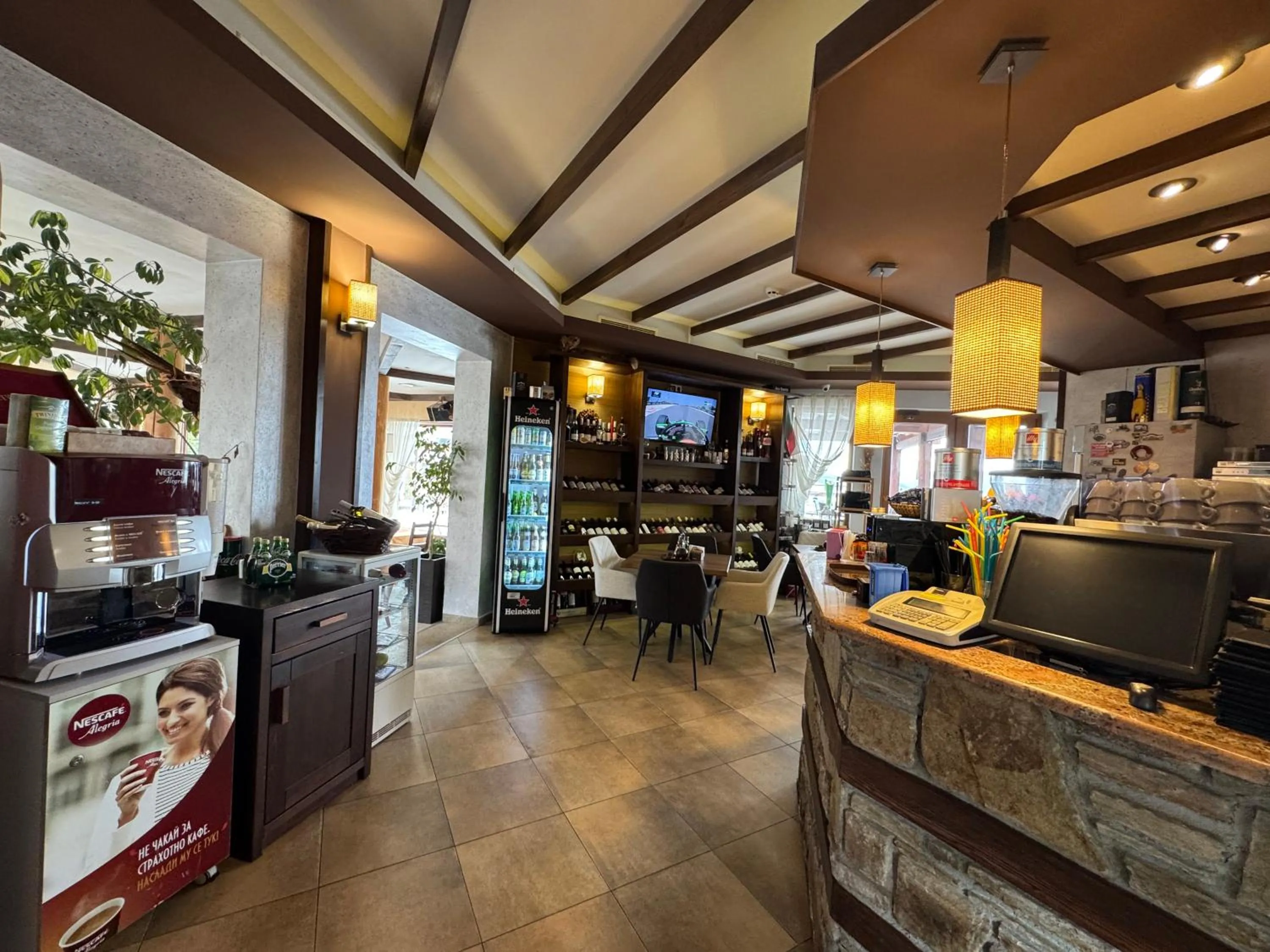 Restaurant/places to eat in Family Hotel Eterno