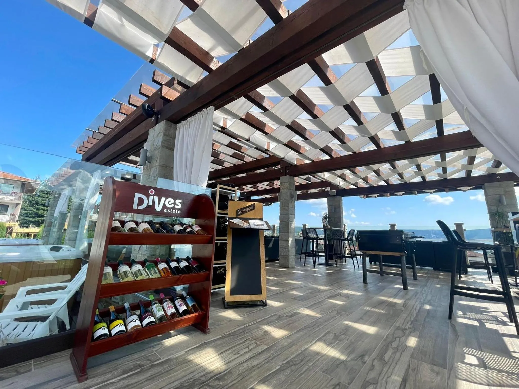 Restaurant/places to eat in Family Hotel Eterno