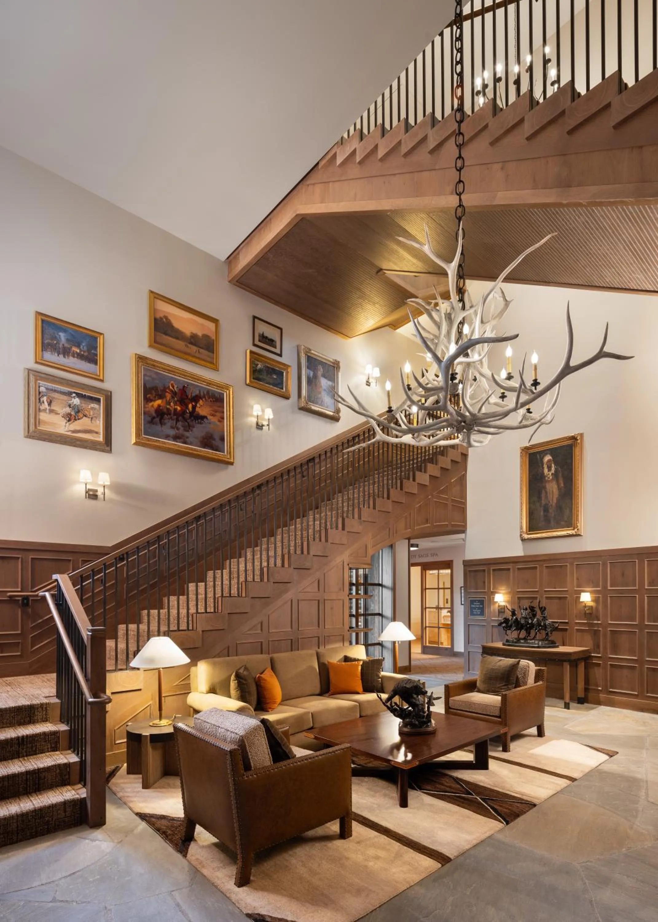 Lobby or reception in The Rusty Parrot Lodge and Spa