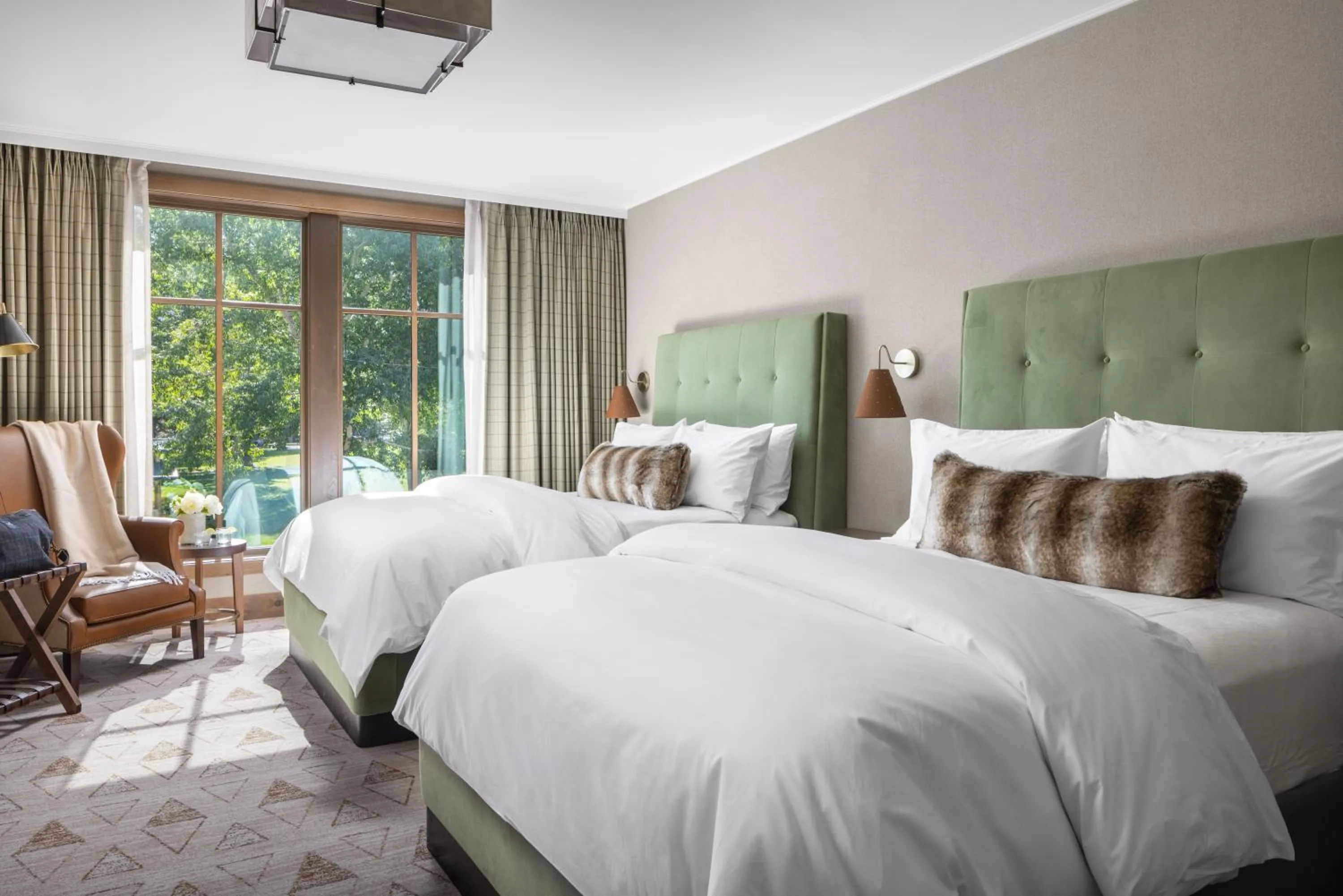 Bedroom, Bed in The Rusty Parrot Lodge and Spa