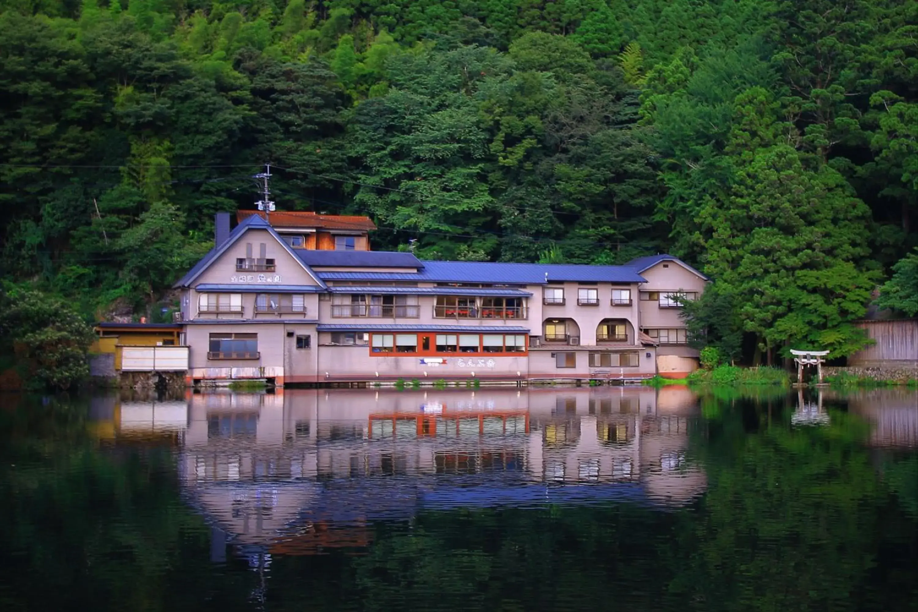 Property building in Pension Kinrinko Toyonokuni Property building in Pension Kinrinko Toyonokuni