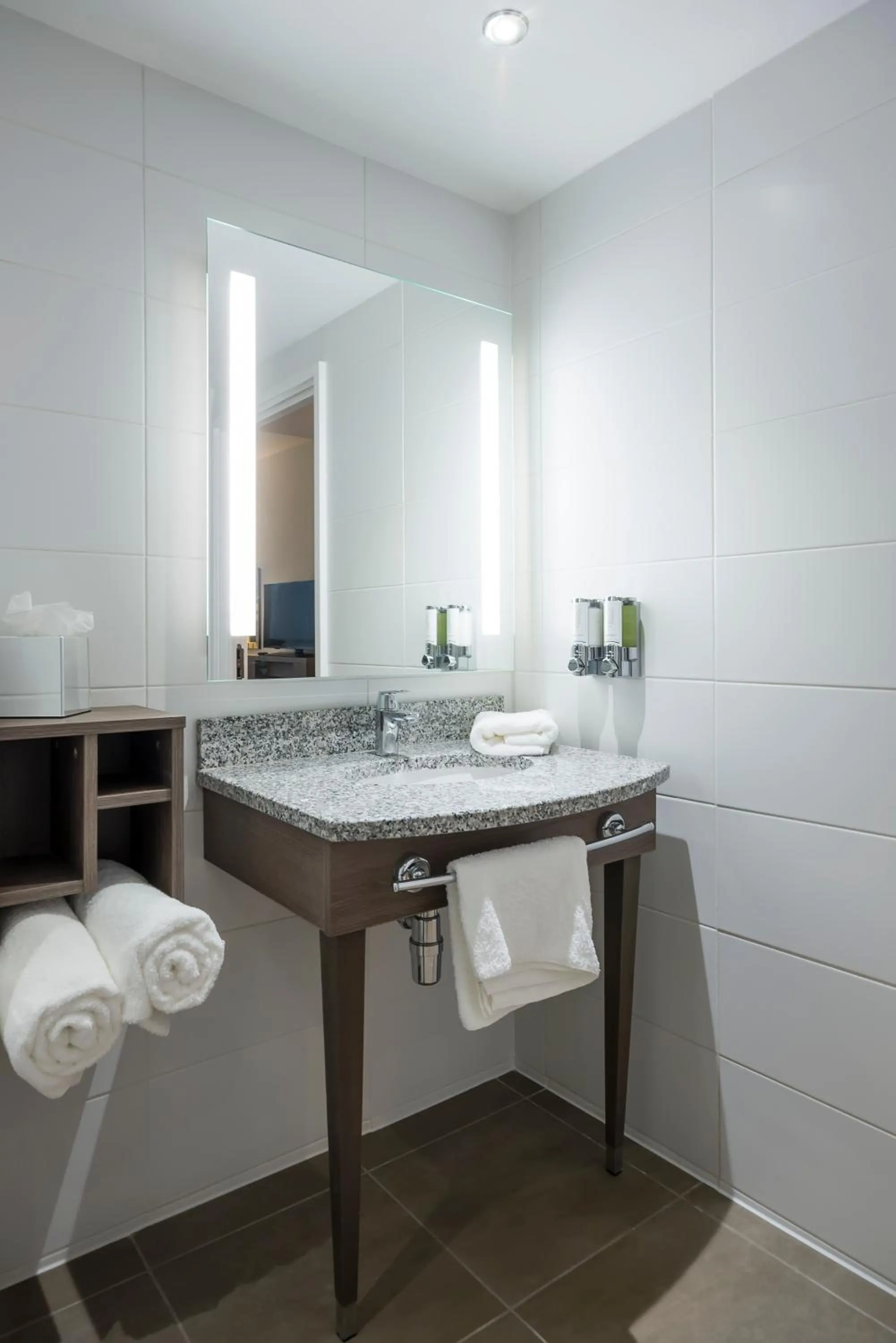 Bathroom in Hampton By Hilton Edinburgh West End