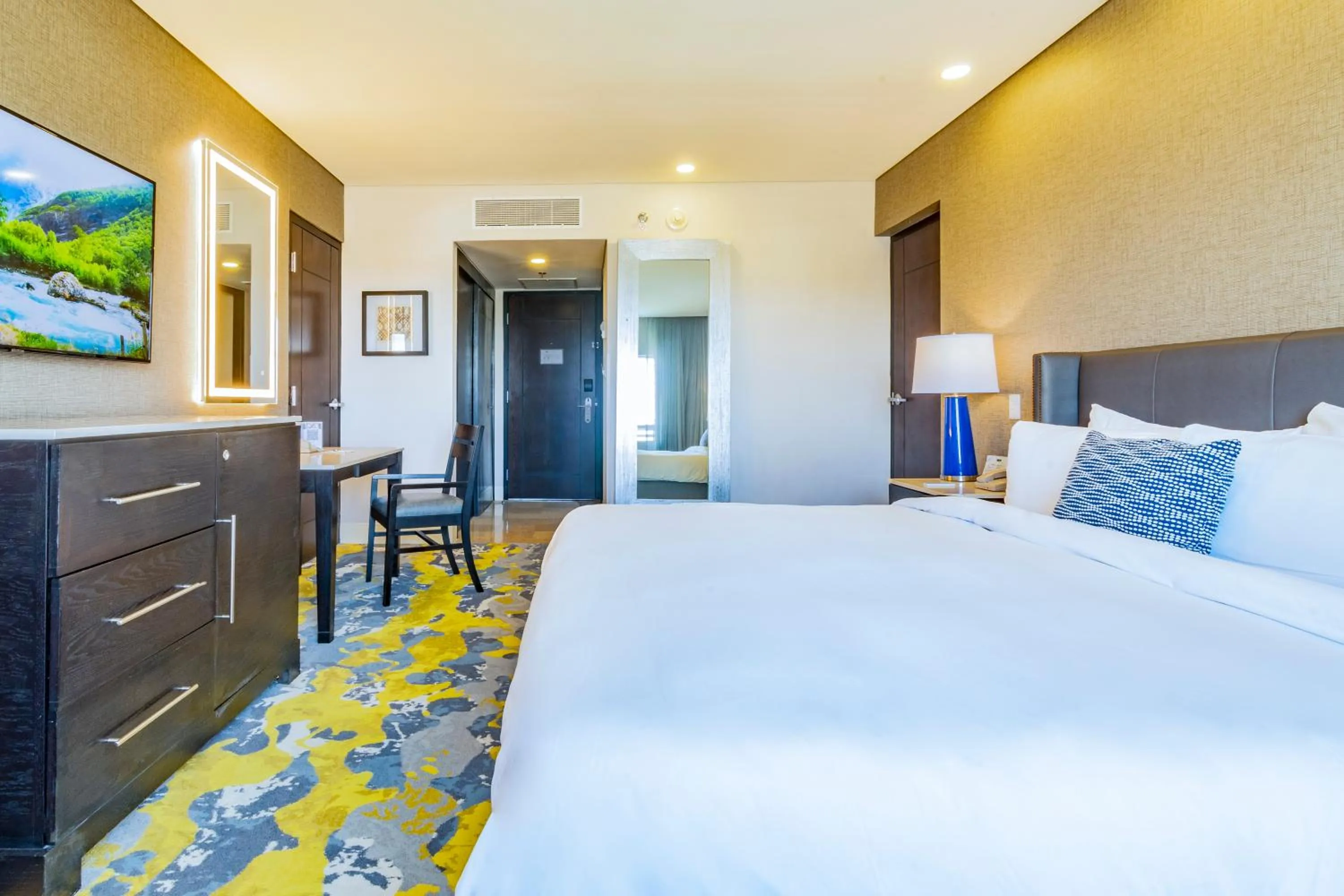 Bed in Hotel Lucerna Hermosillo