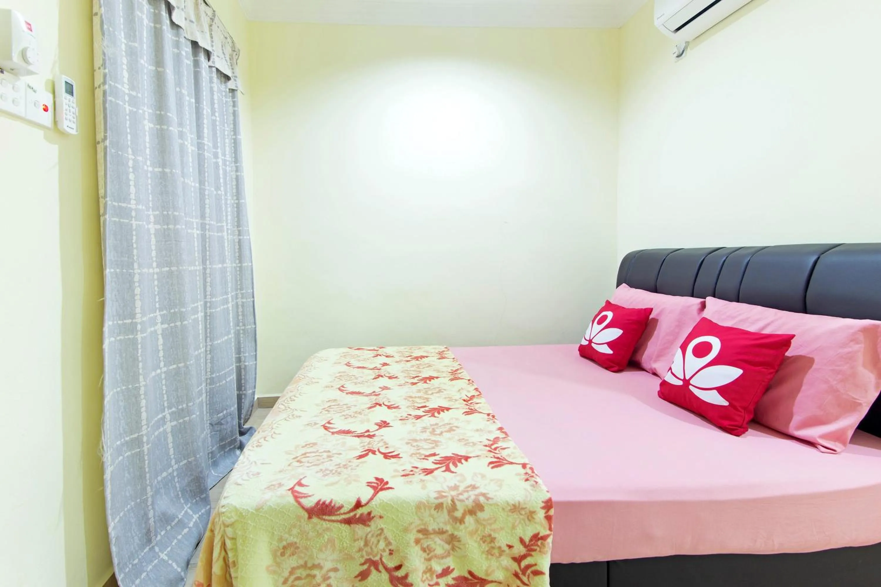 Bed in Kampung Guest House