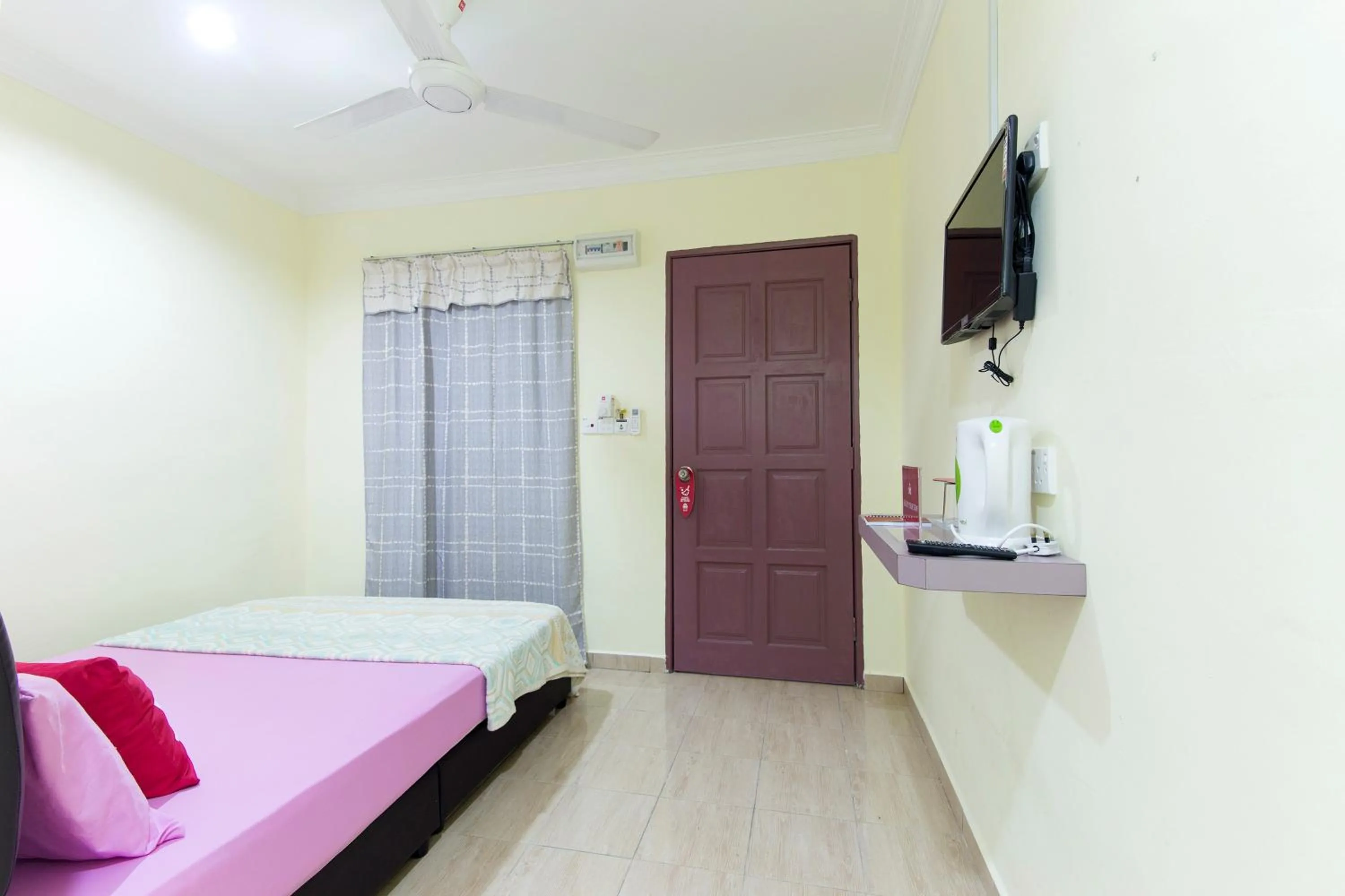 Bed in Kampung Guest House