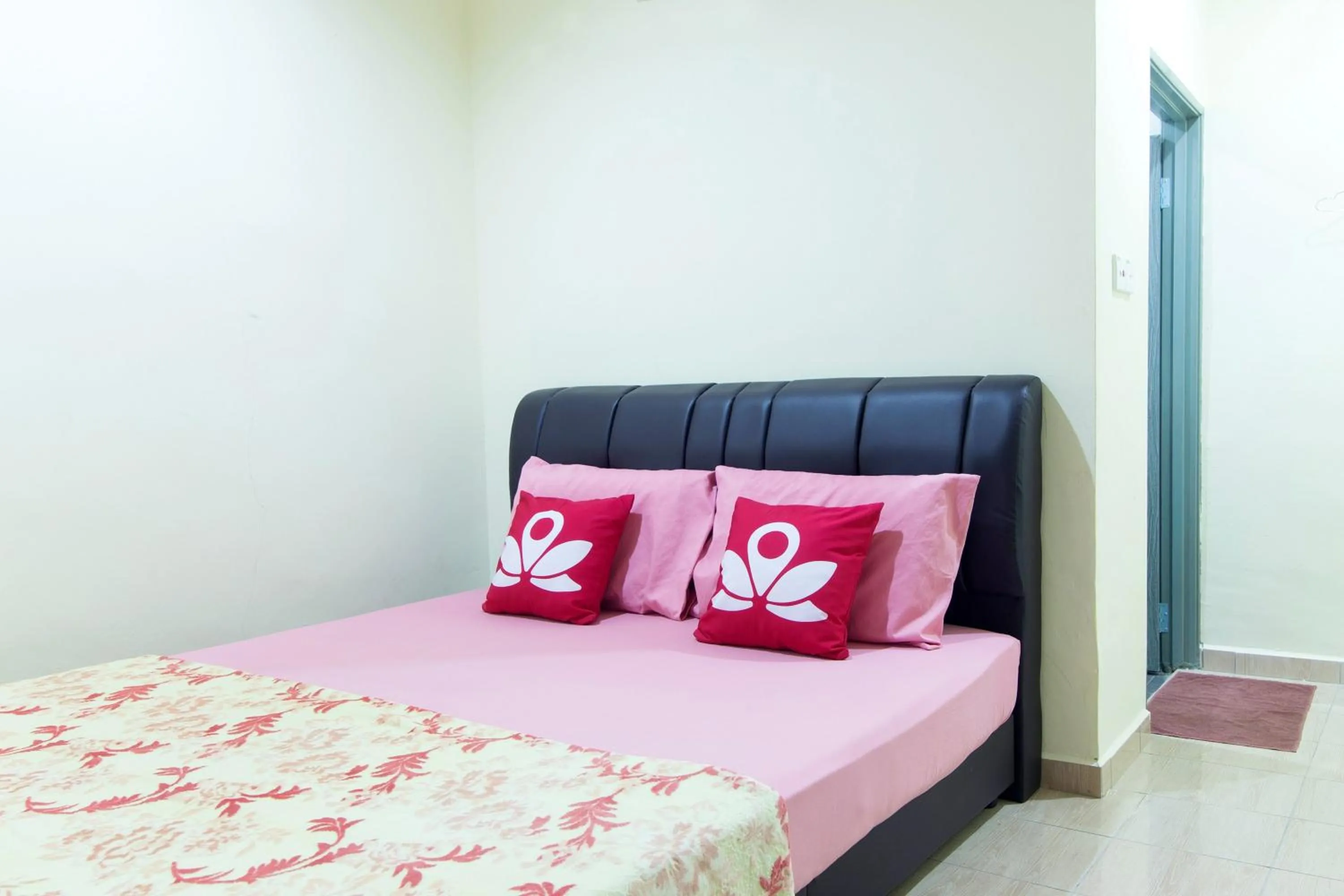 Bed in Kampung Guest House